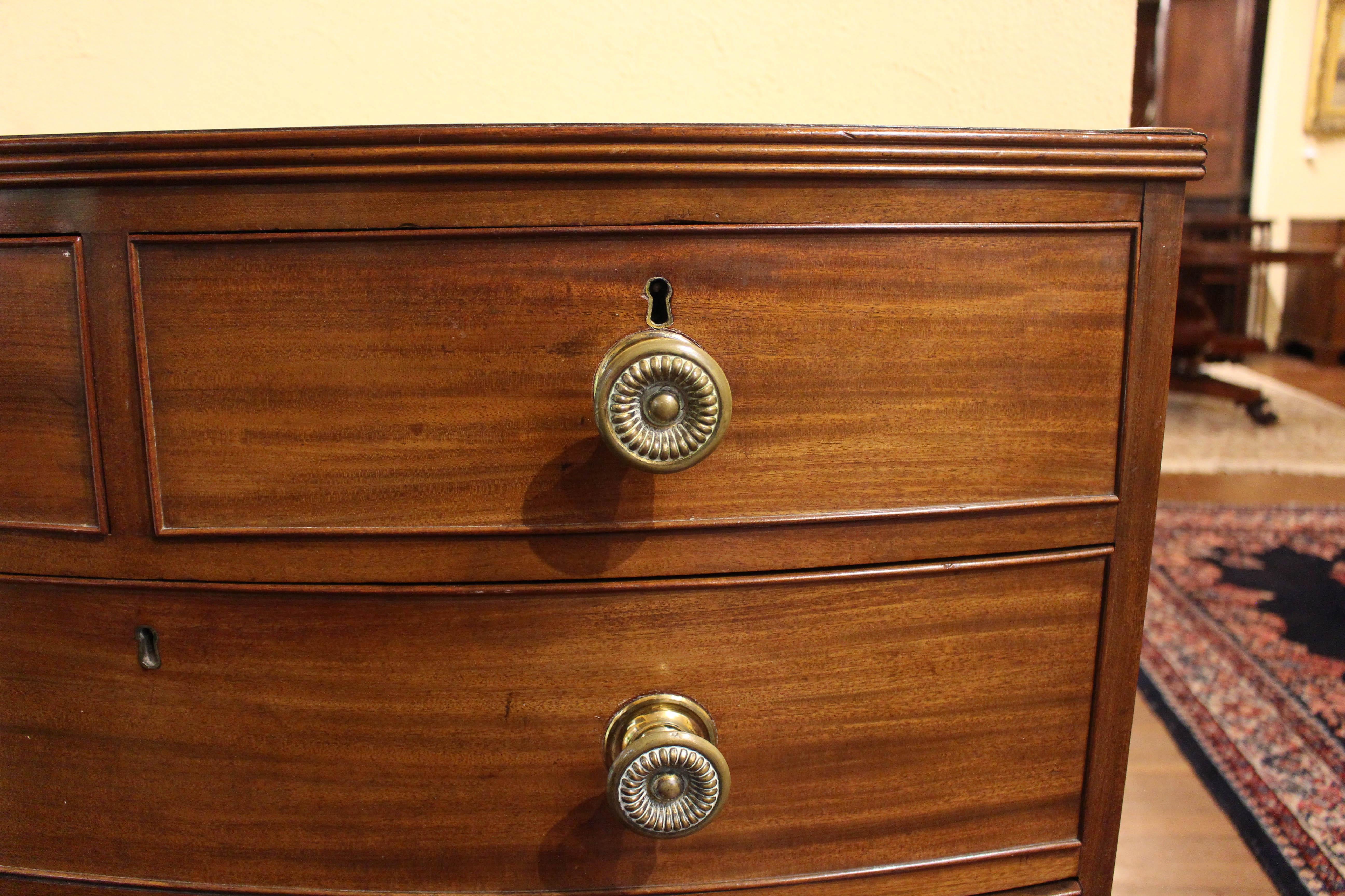 Circa 1800 English Bowfront Chest of Drawers 1
