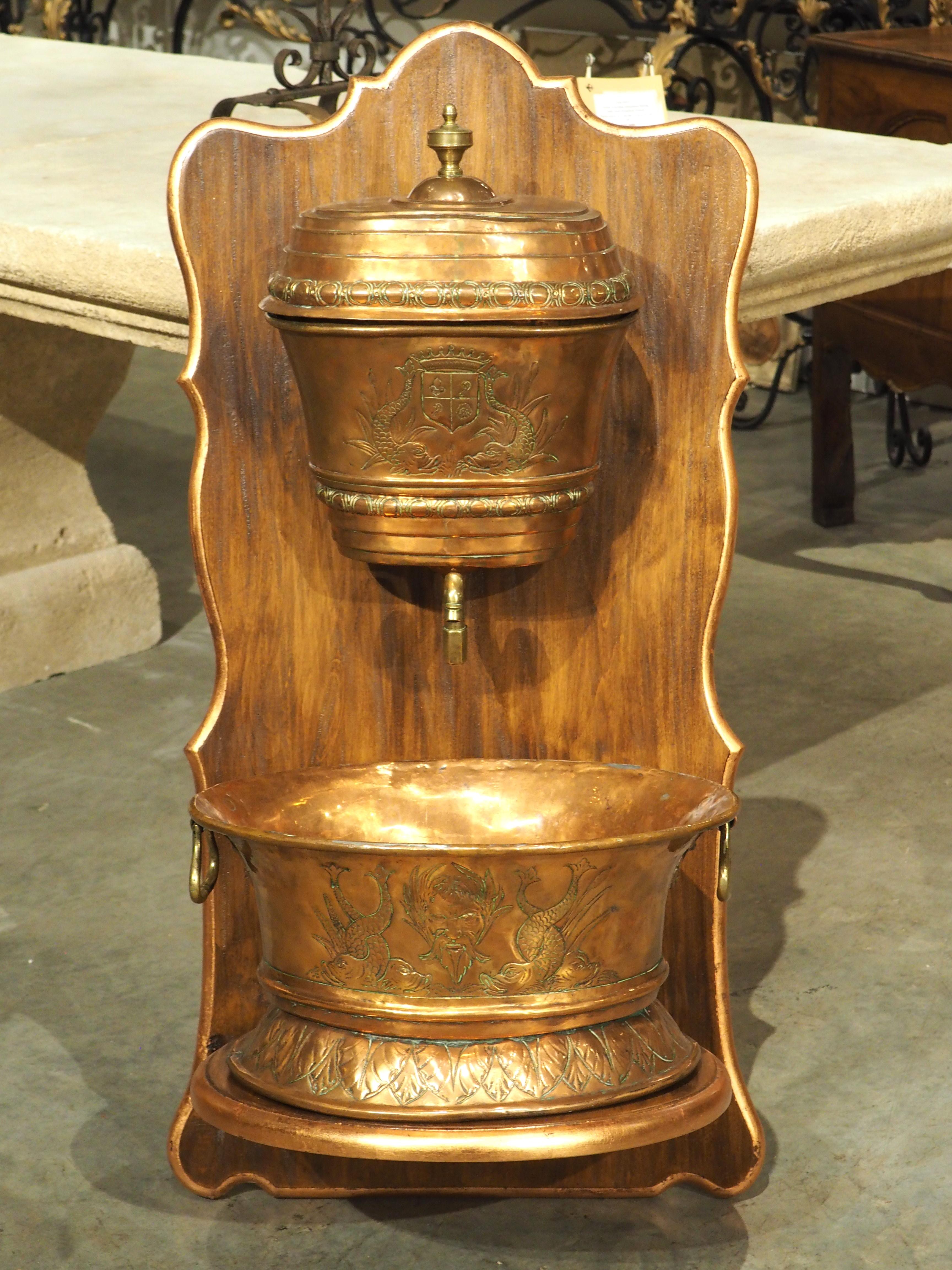 Circa 1800 French Copper Coat of Arms Lavabo with Wooden Mounting For Sale 14