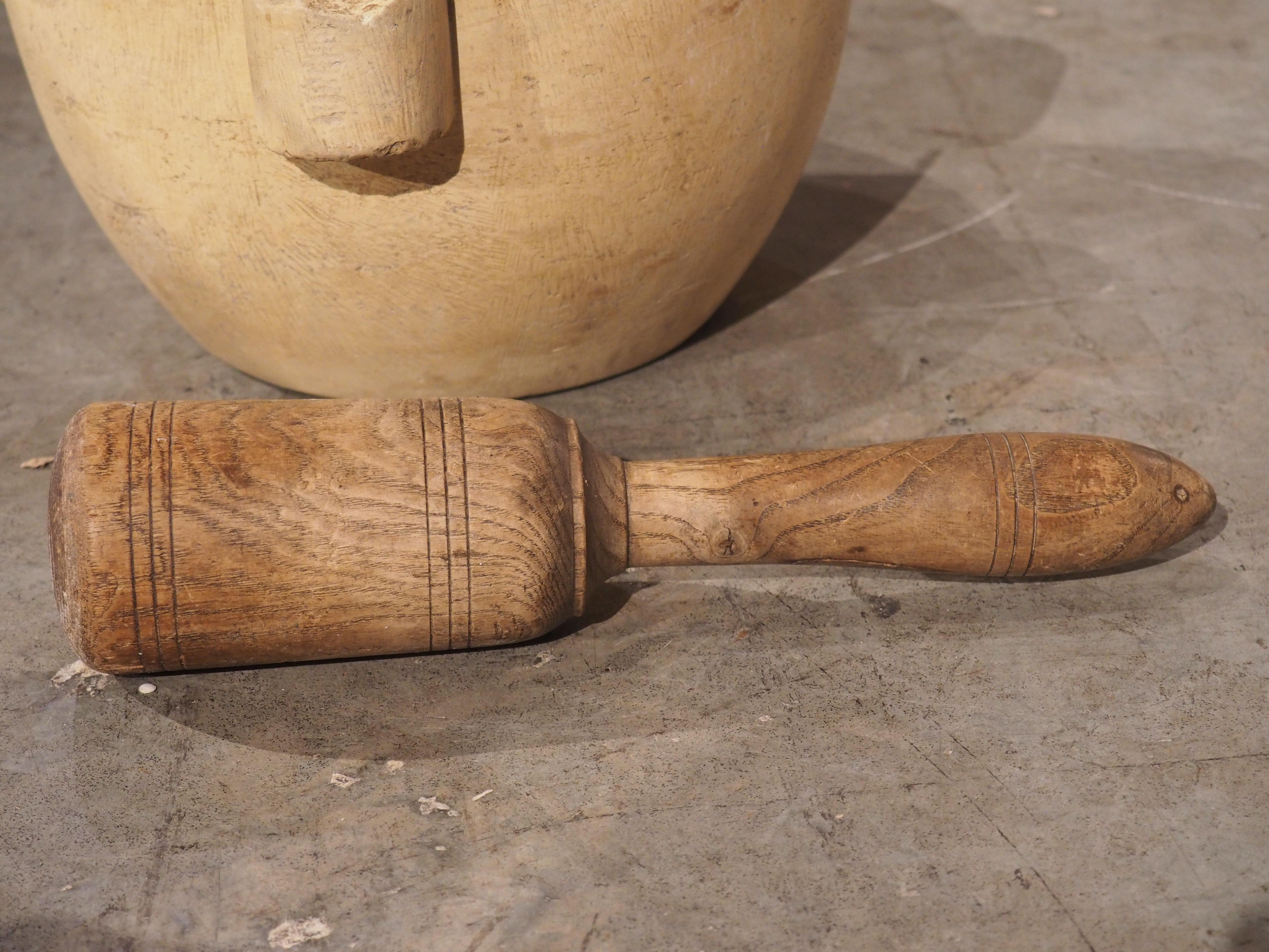 Circa 1800 French Marble Mortar with Wooden Pestle In Good Condition For Sale In Dallas, TX