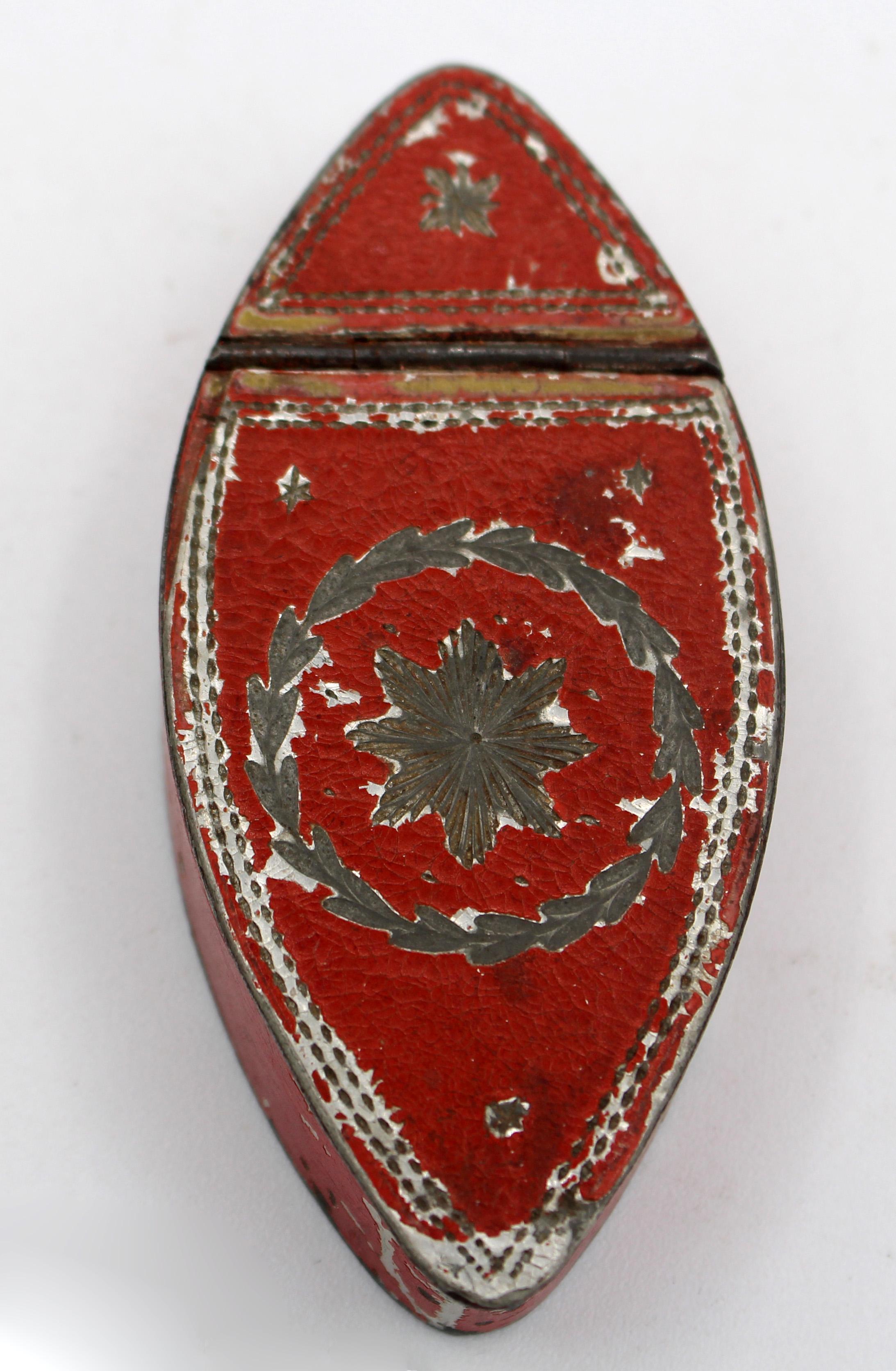 French Snuff Box, circa 1800  In Good Condition For Sale In Chapel Hill, NC