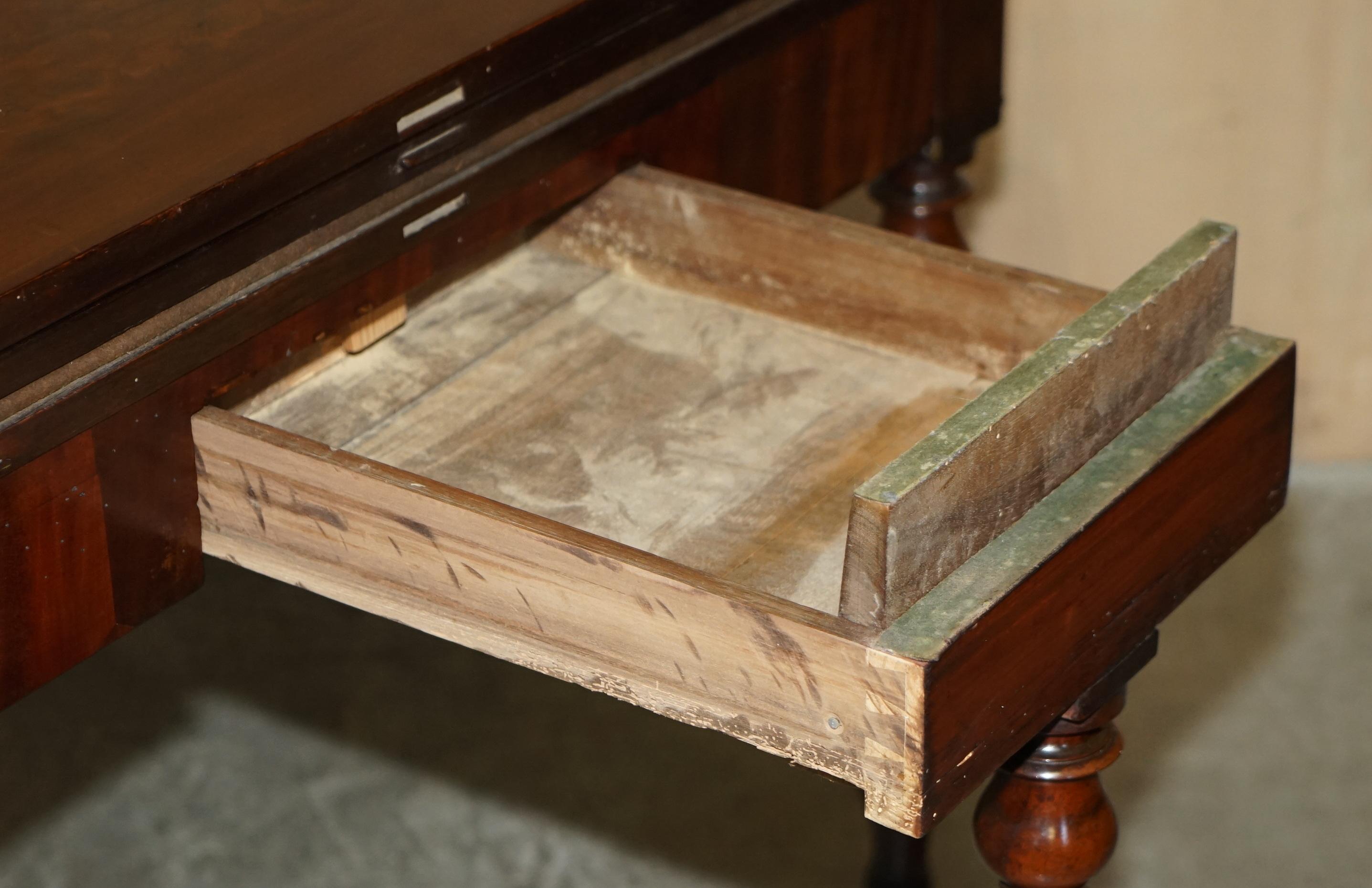 CIRCA 1800 FULLY RESTORED FRENCH DiRECTORIE DEMI LUNE EXTENDING CARD GAMES TABLE For Sale 4