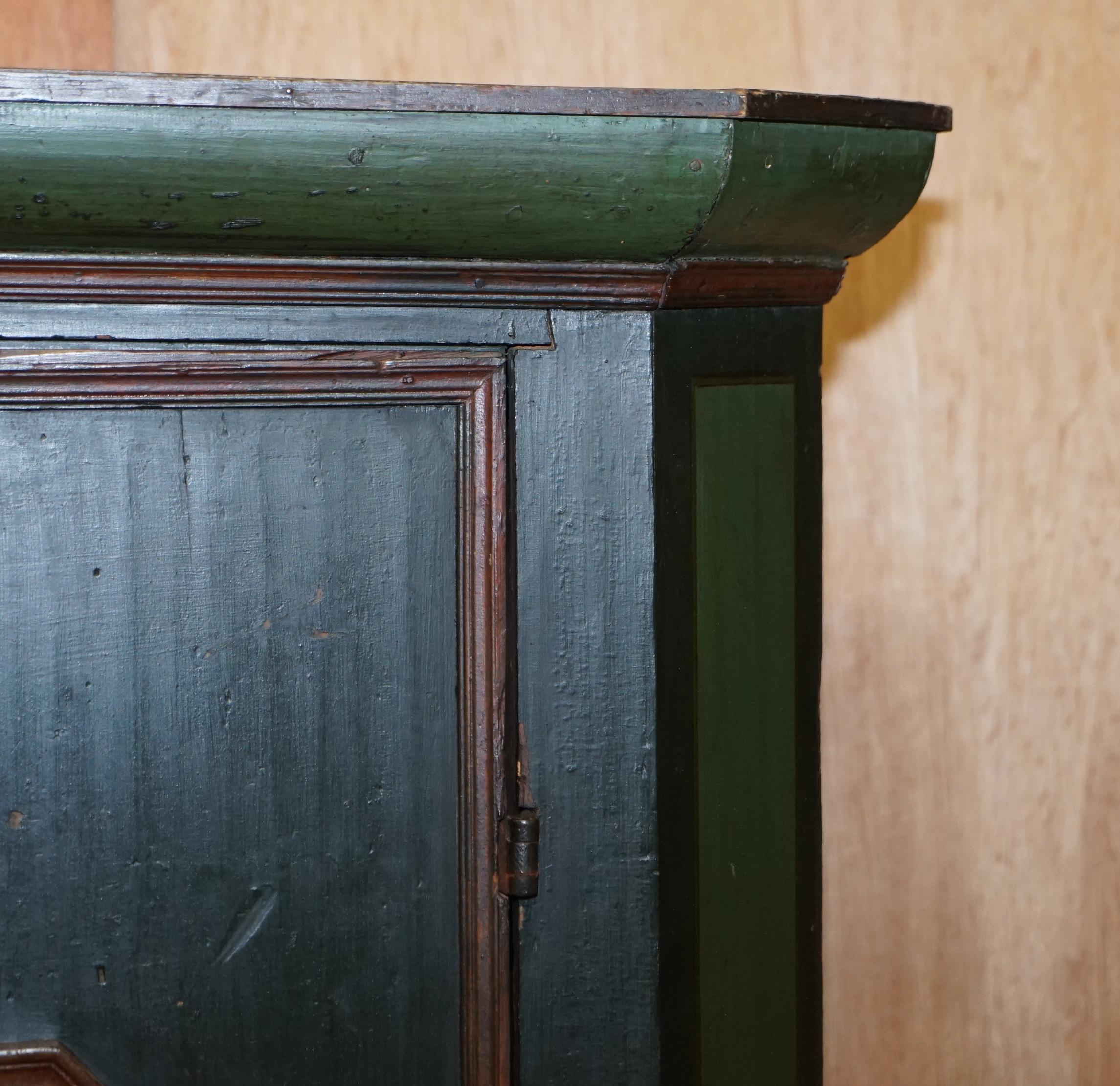 Circa 1800 Hand Painted Green Swedish Hall or Pot Cupboard Wardrobe Musical Deco For Sale 3
