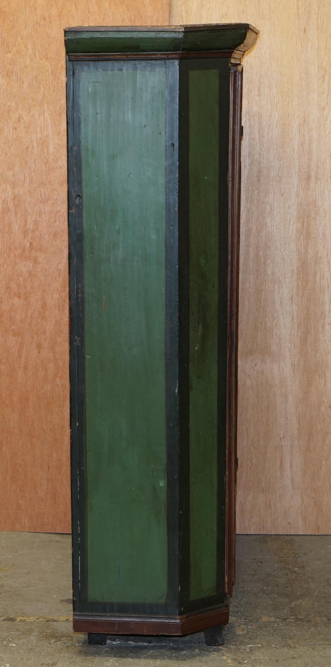Circa 1800 Hand Painted Green Swedish Hall or Pot Cupboard Wardrobe Musical Deco For Sale 7