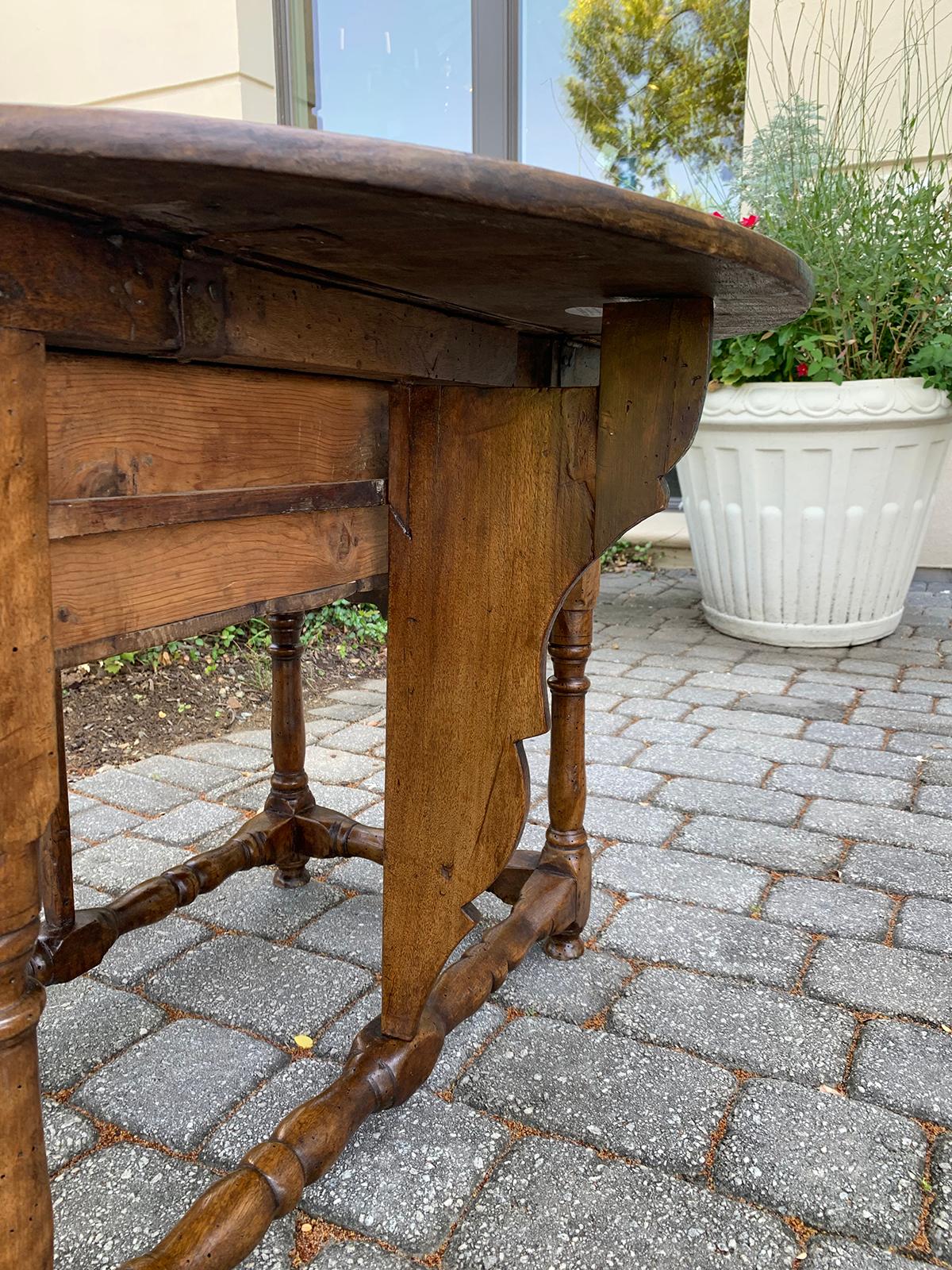 Inlaid Drop-Leaf Table with Drawer, Possibly George I, circa 1800 4