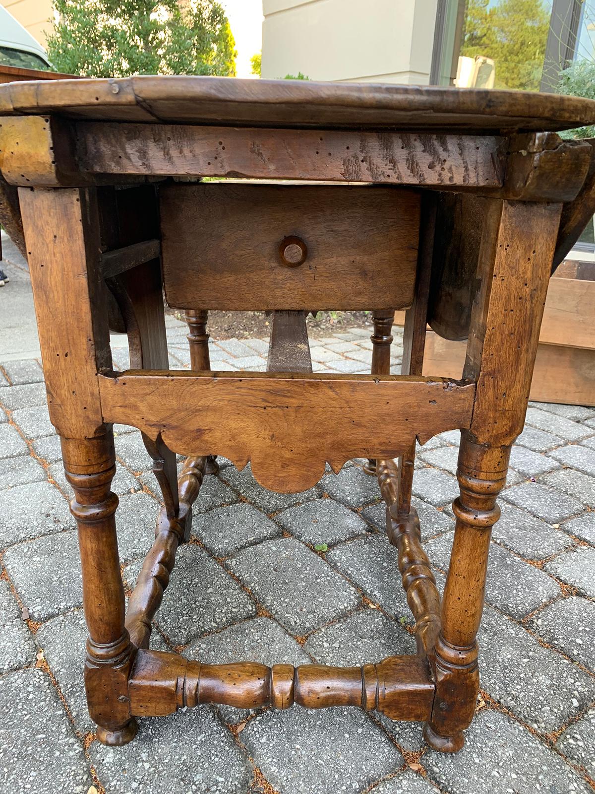 Inlaid Drop-Leaf Table with Drawer, Possibly George I, circa 1800 9