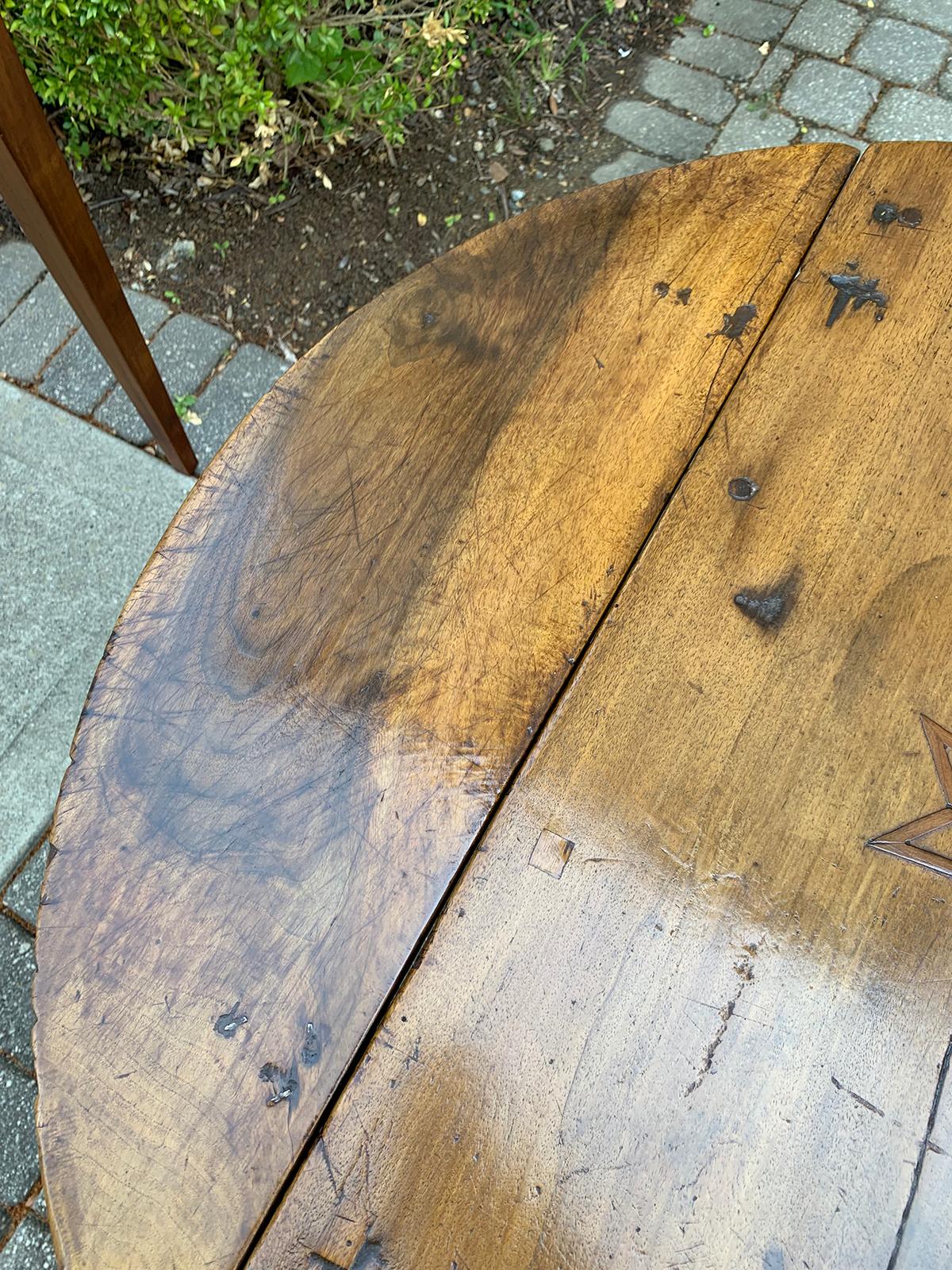 Inlaid Drop-Leaf Table with Drawer, Possibly George I, circa 1800 3