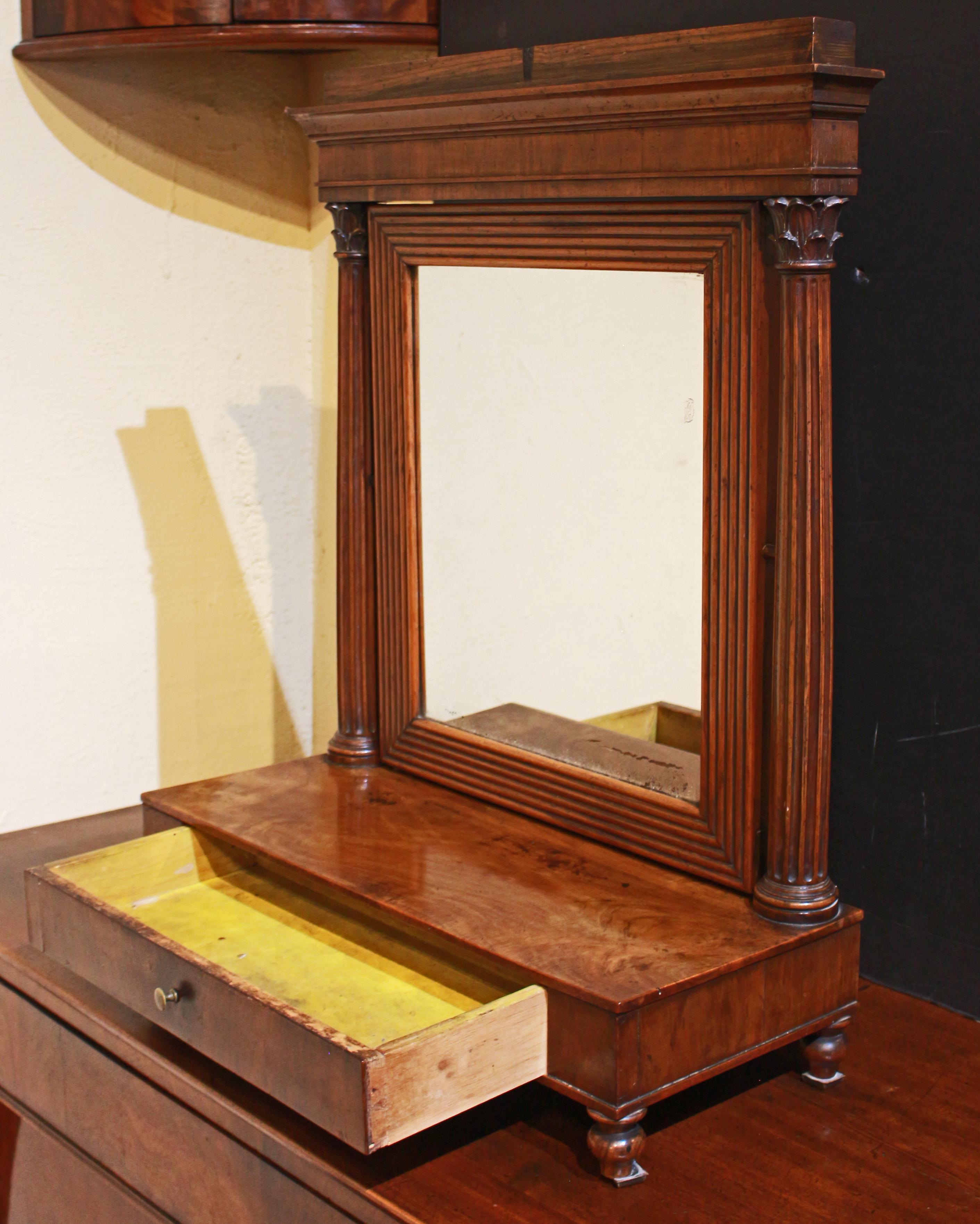 Circa 1800 Italian Table Top Dressing Mirror In Good Condition For Sale In Chapel Hill, NC