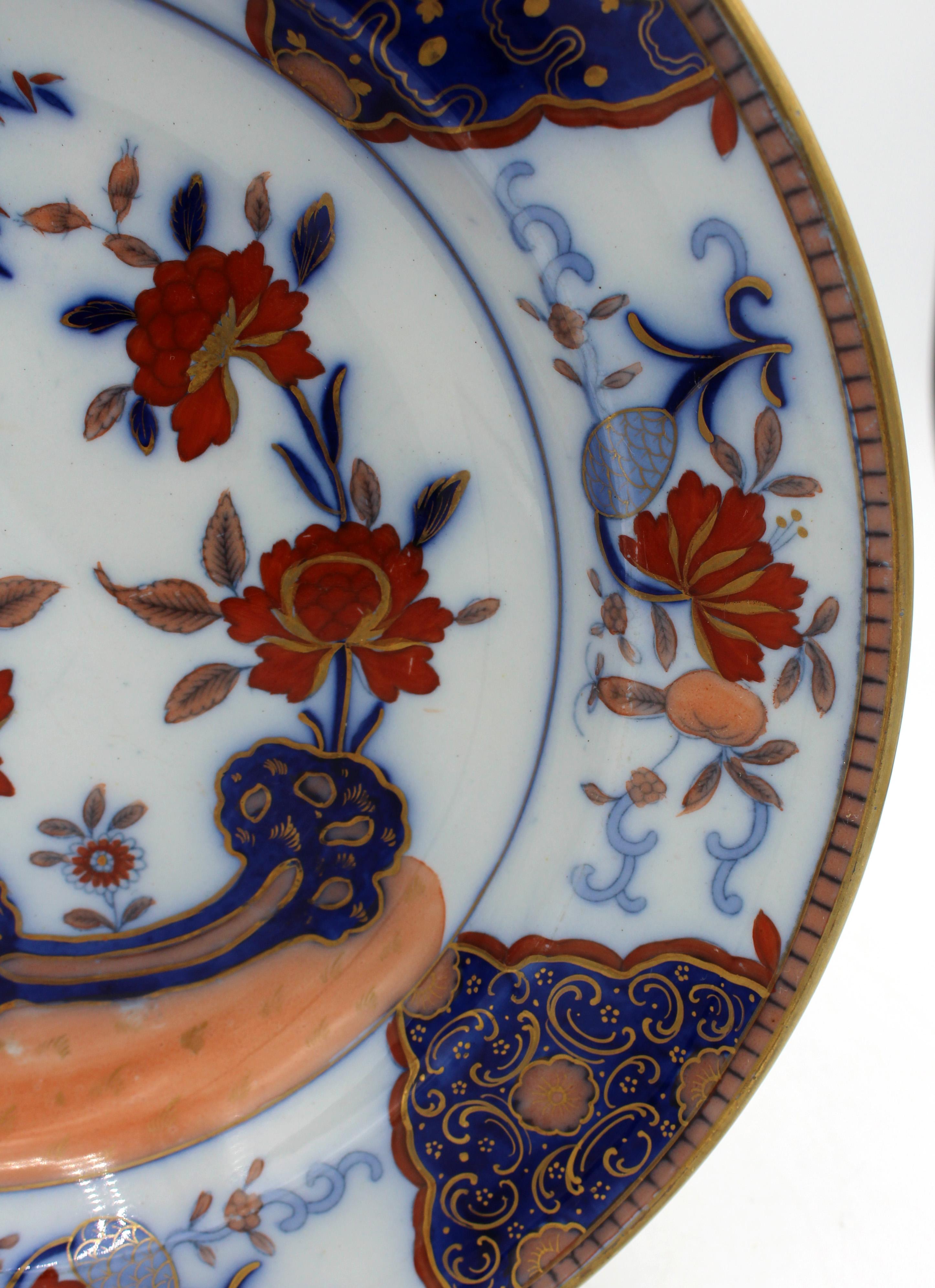 Circa 1810-1820 Pareja de platos hondos de porcelana china de Davenport Inglés en venta