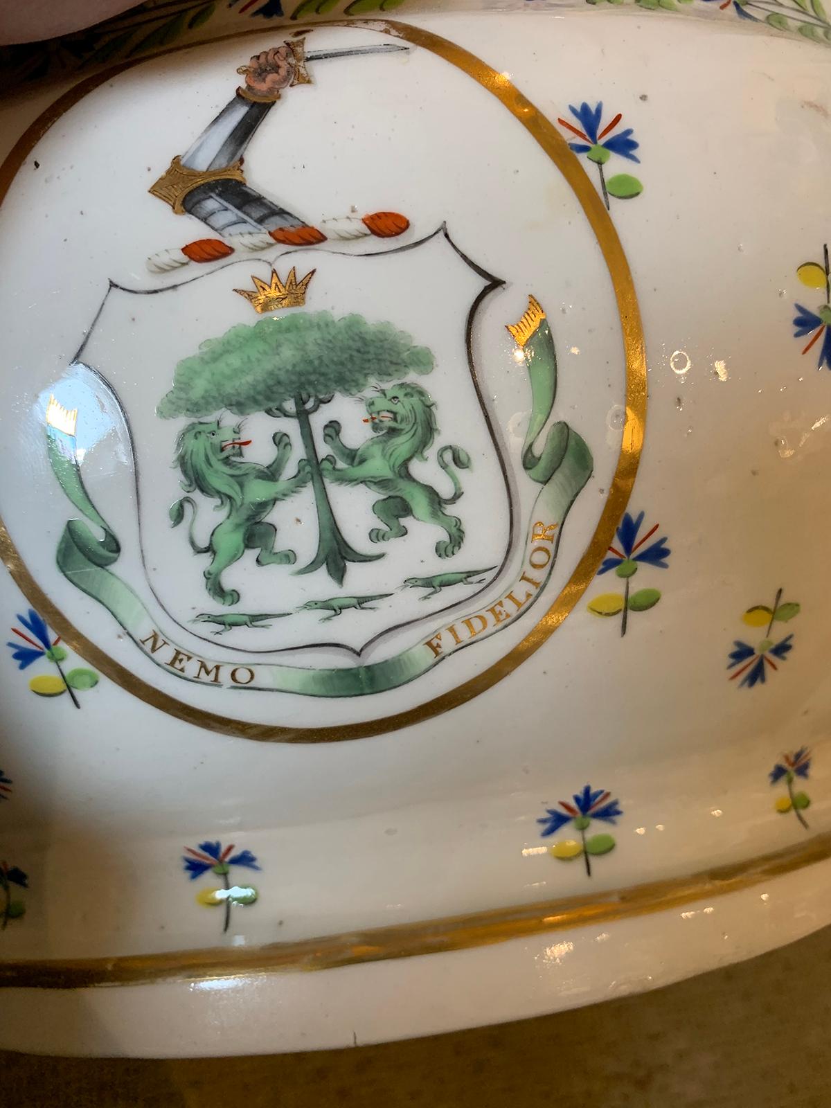 English Sprig Tureen by Chamberlain Worcester, Marked, Nemo Fidelier, circa 1810 For Sale 9