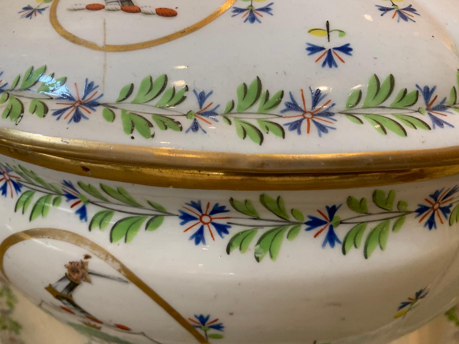 English Sprig Tureen by Chamberlain Worcester, Marked, Nemo Fidelier, circa 1810 For Sale 11