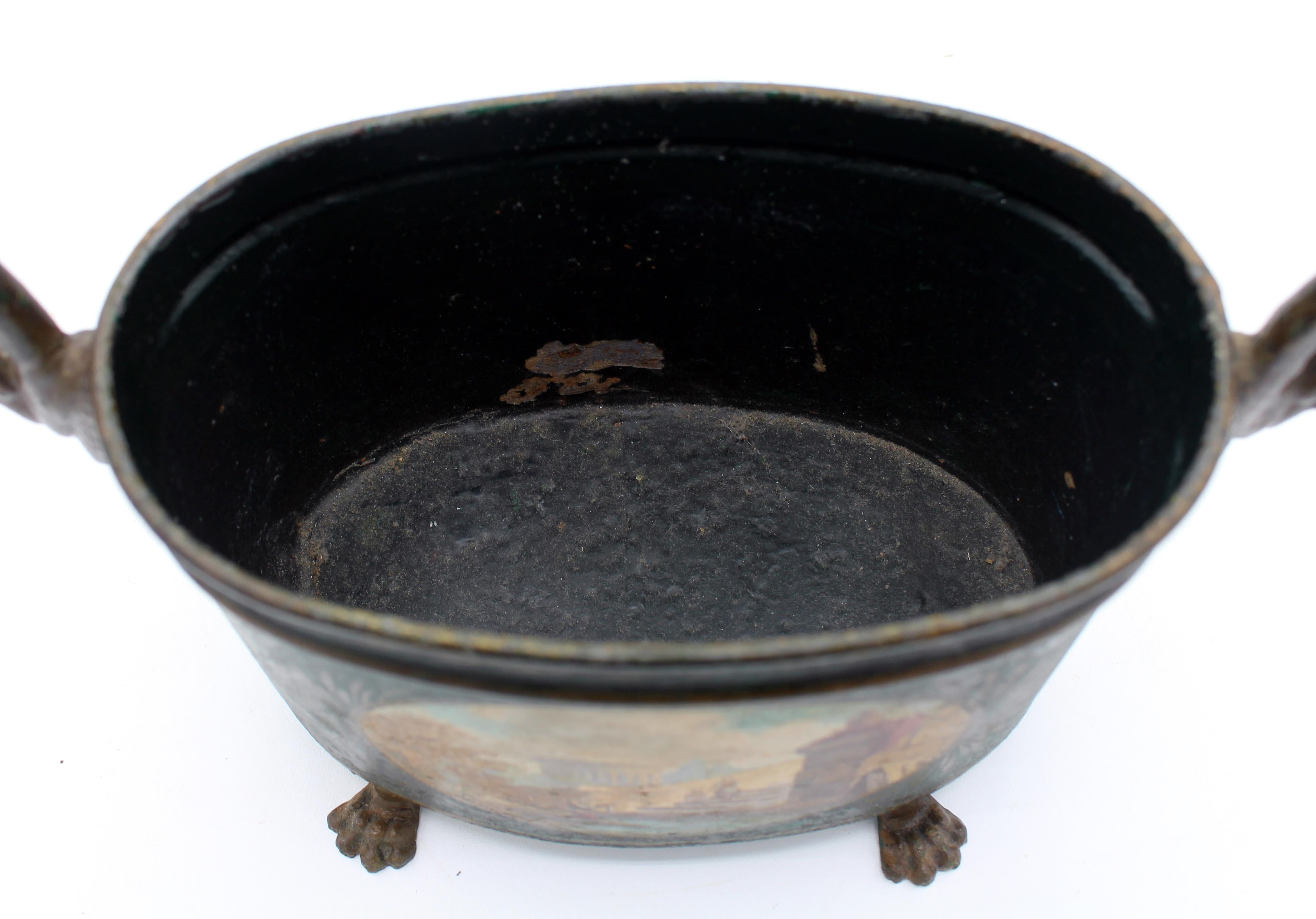 Stile impero CIRCA 1815 Cachepot o Jardiniere ovale francese in tiglio in vendita
