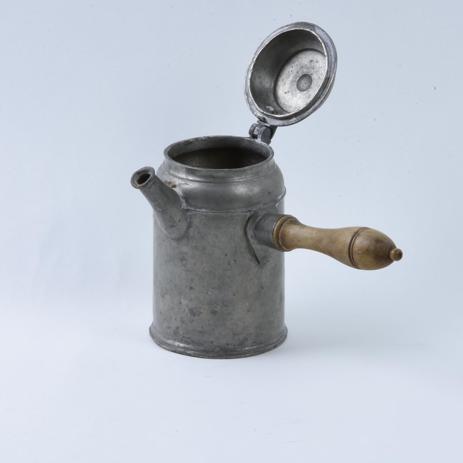 19th Century Chocolate Pot, circa 1820 In Good Condition For Sale In Berlin, Berlin