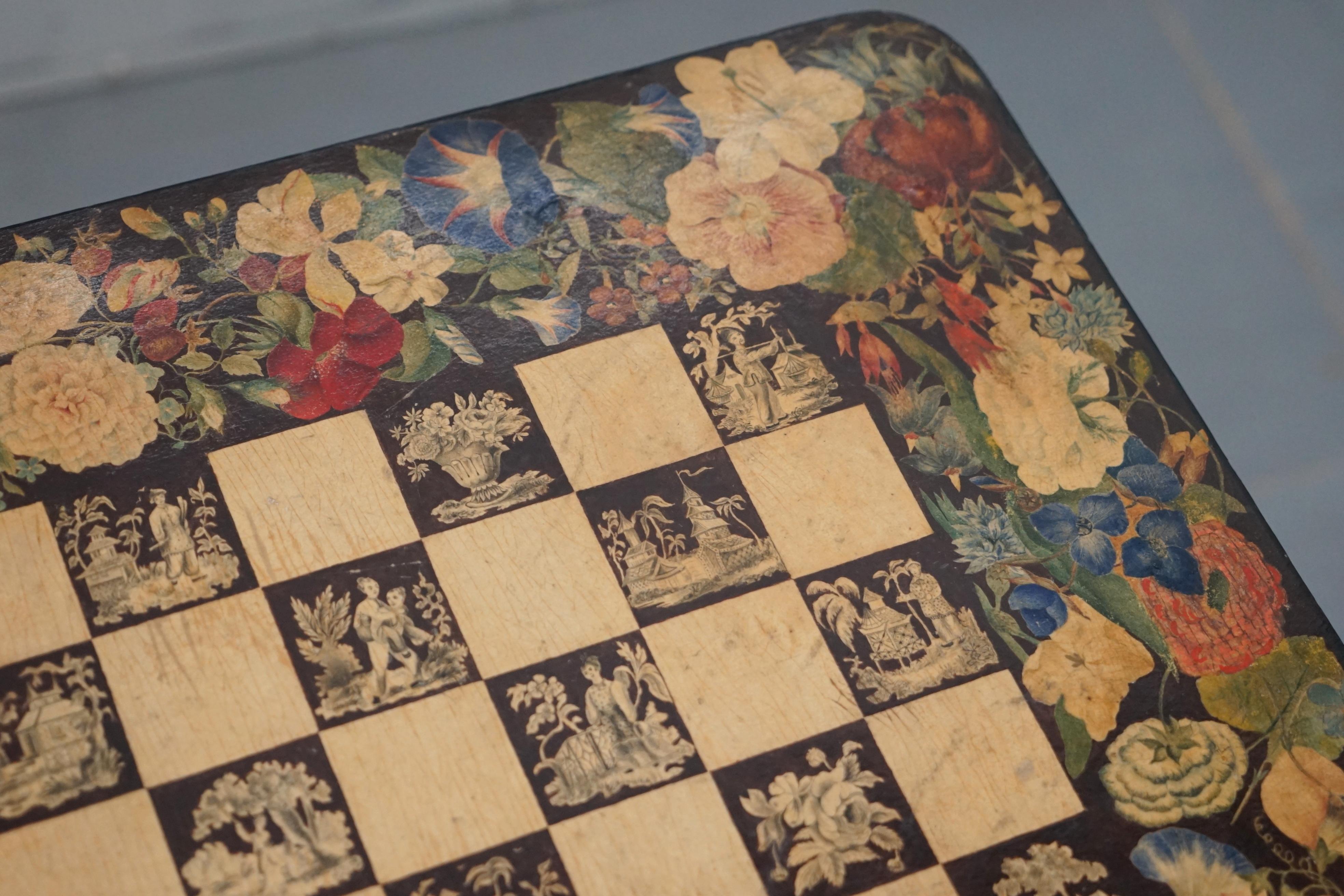 Chinese Chinoiserie George IV Rare Wood Games Table Chess Tilt Top, circa 1820 In Good Condition In West Sussex, Pulborough