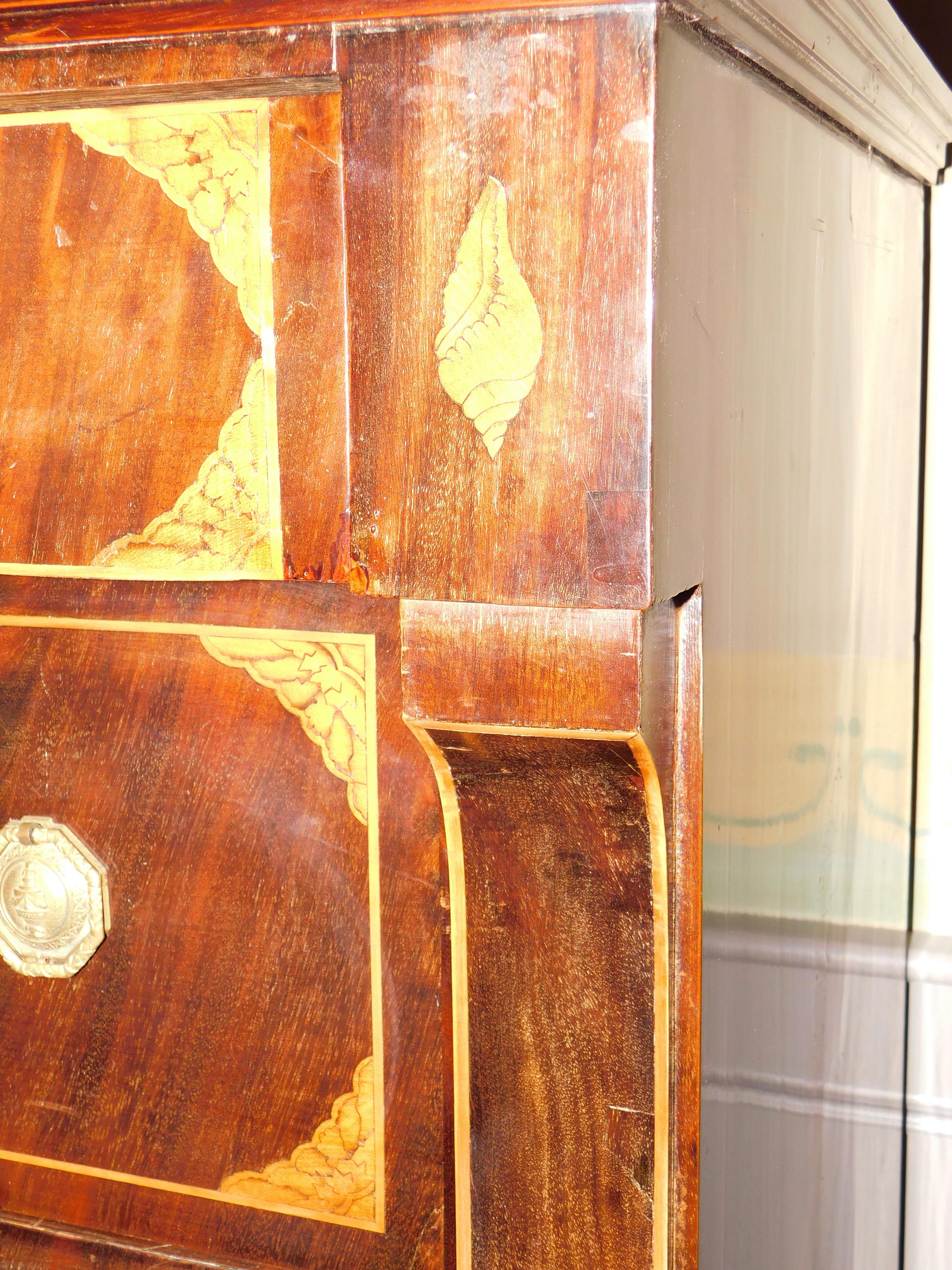 Dutch High Boy Chest of Drawers with Marquetry Inlaid Shell Designs, circa 1820 For Sale 1