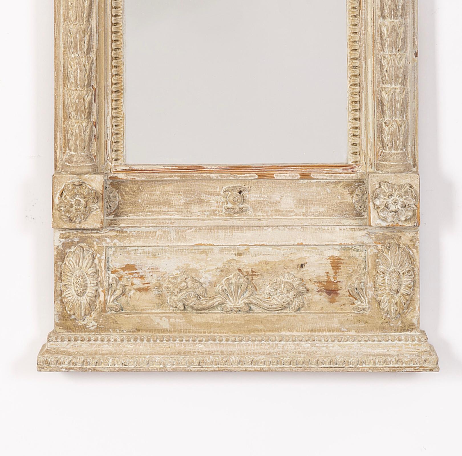 Circa 1820s Swedish Stripped Wood Empire Classical Style Wall Mirror (Miroir mural en bois strié de style Empire)  en vente 1