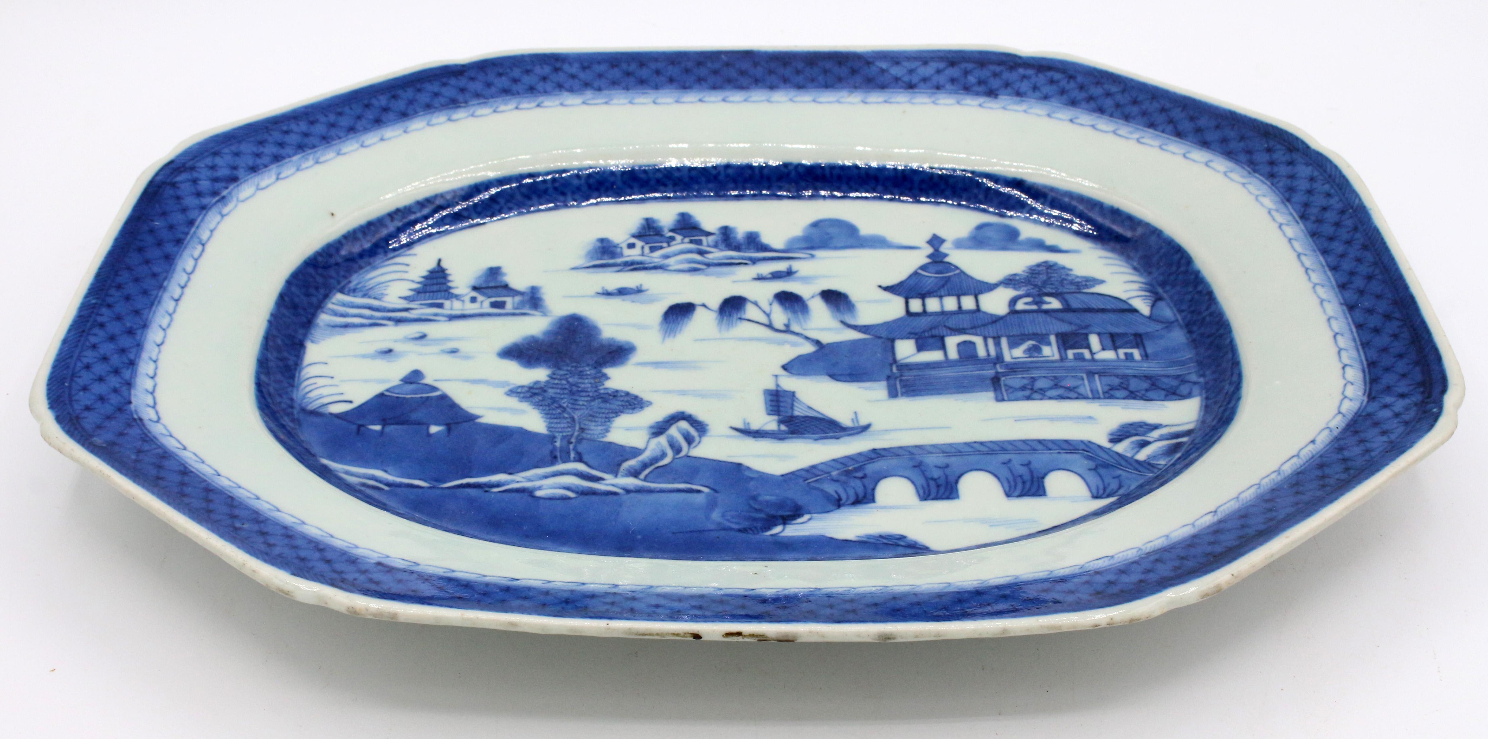 Circa 1830-60 Chinese Export Blue Canton Platter In Good Condition For Sale In Chapel Hill, NC