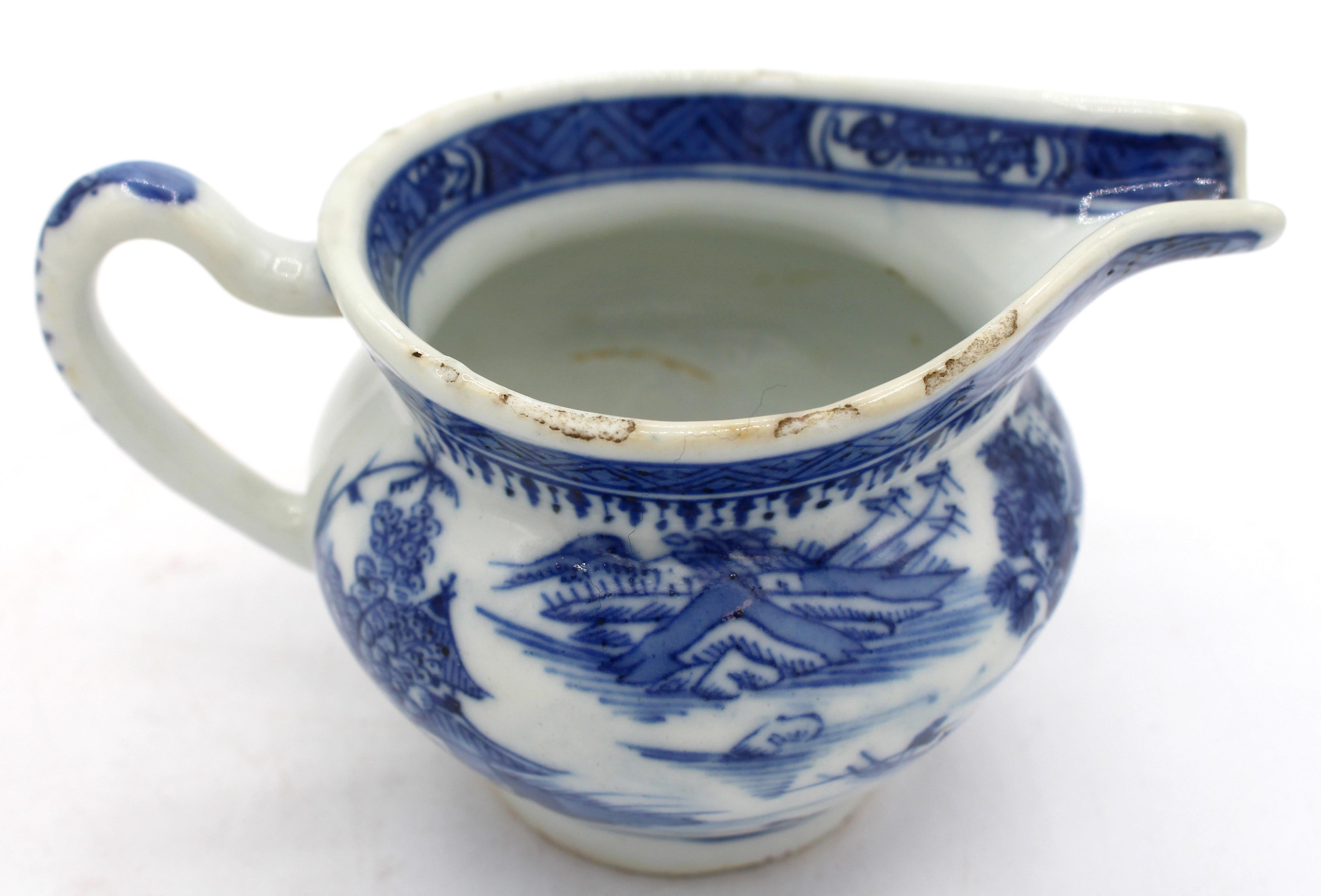 Cinese Caraffa per Sauce di Canton blu del 1830 circa, esportazione cinese. Dinastia Qing in vendita