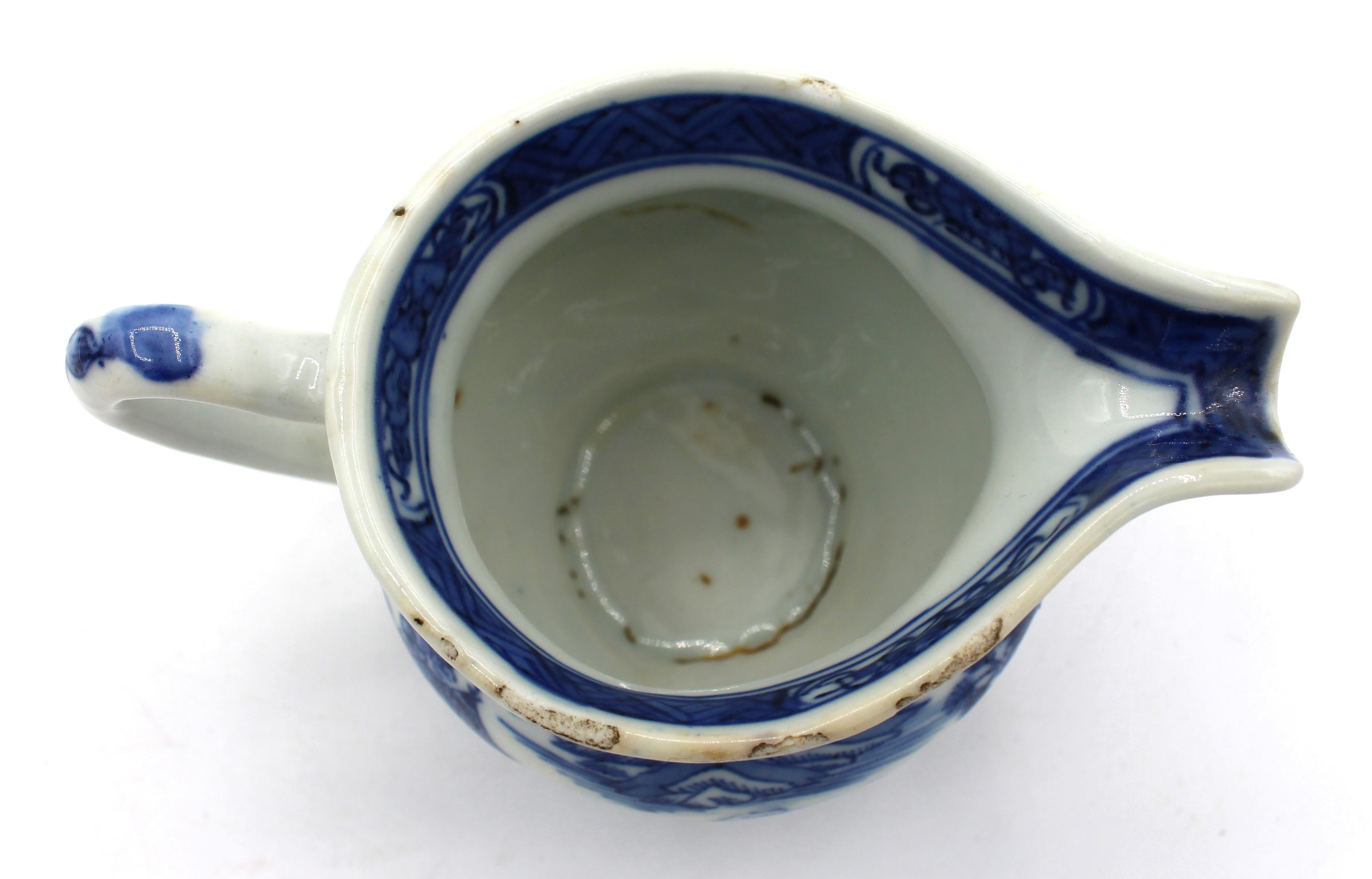 XIX secolo Caraffa per Sauce di Canton blu del 1830 circa, esportazione cinese. Dinastia Qing in vendita