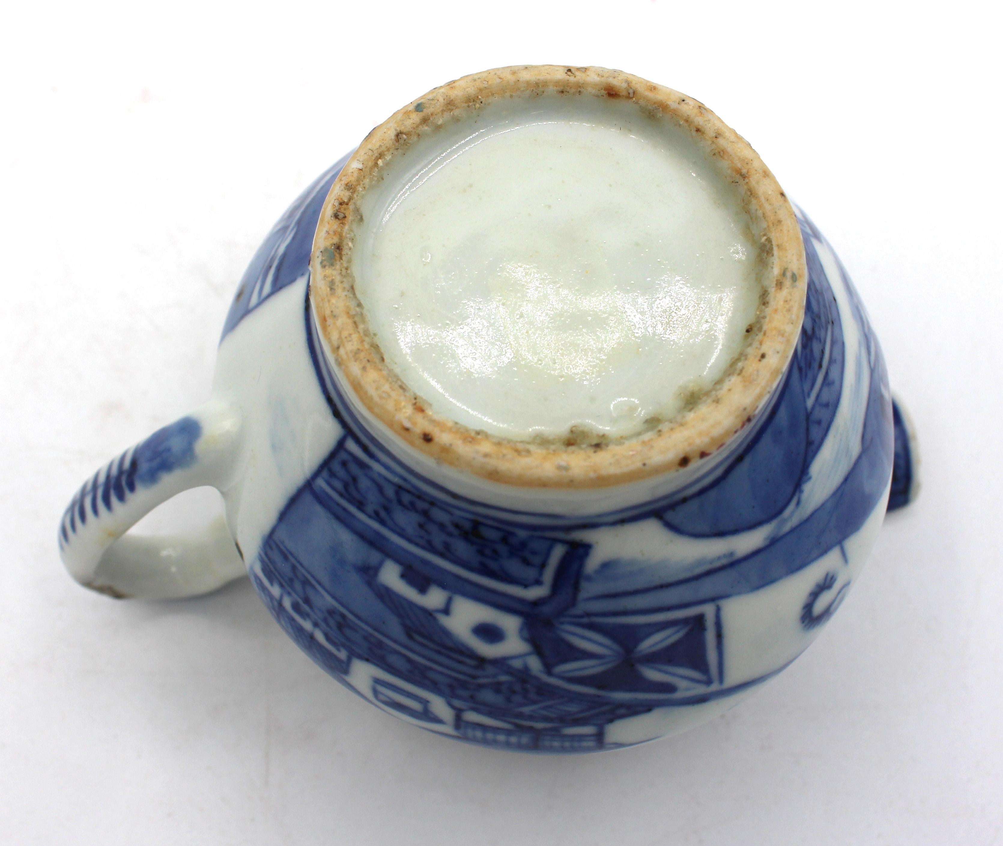 Ceramica Caraffa per Sauce di Canton blu del 1830 circa, esportazione cinese. Dinastia Qing in vendita