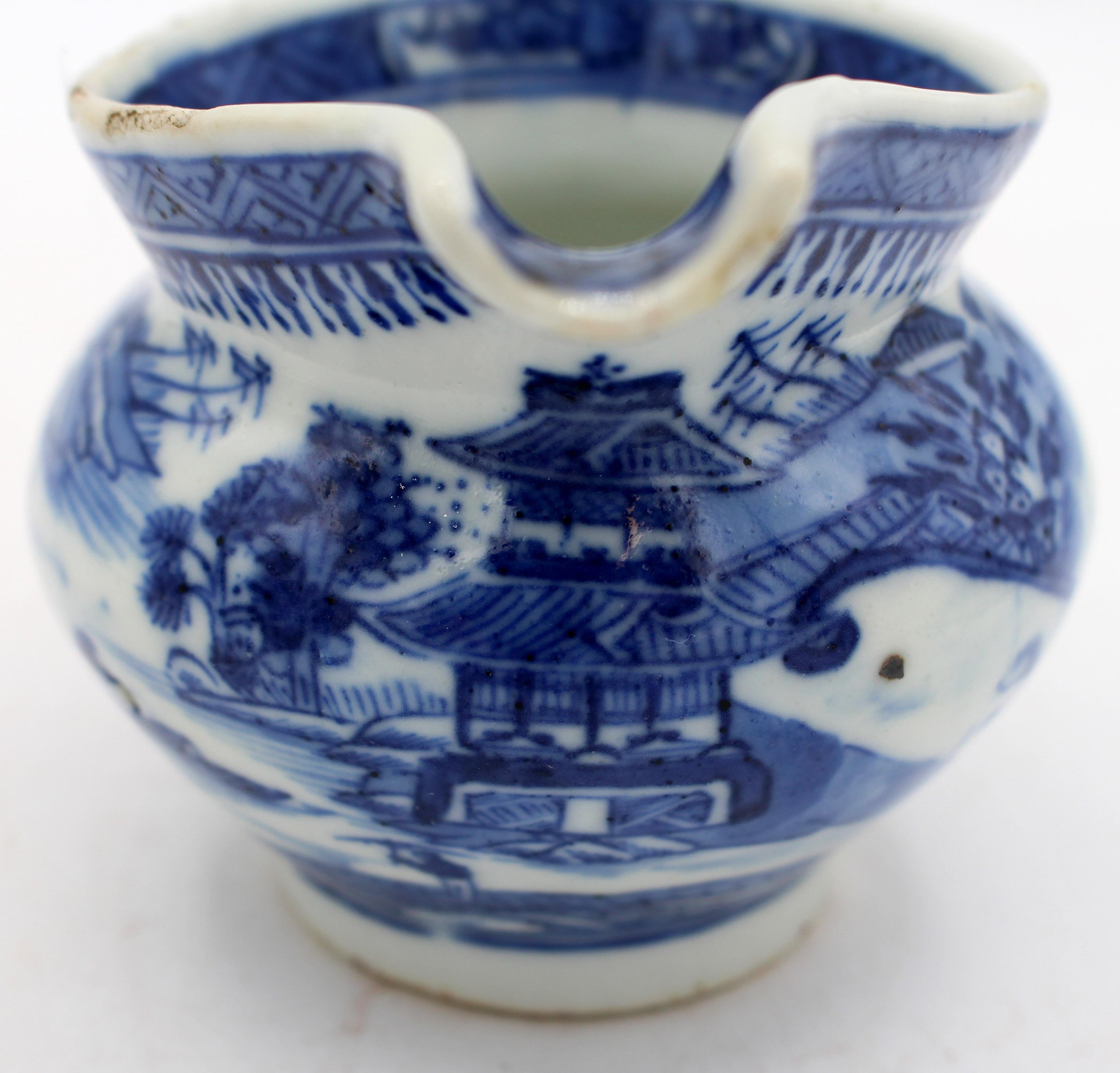 Caraffa per Sauce di Canton blu del 1830 circa, esportazione cinese. Dinastia Qing in vendita 1
