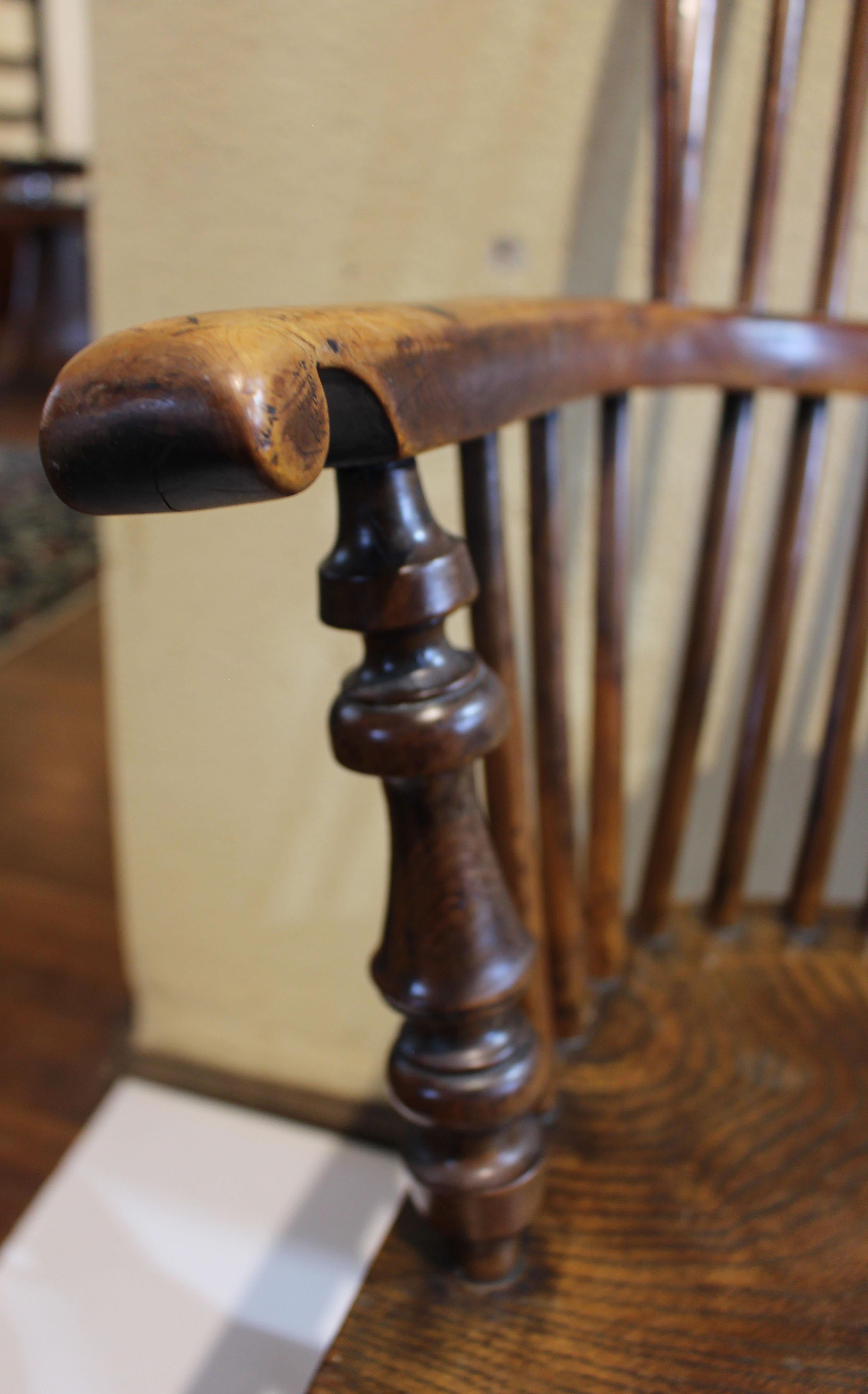 Circa 1830 English High Back Windsor Arm Chair, Yew Wood For Sale 4