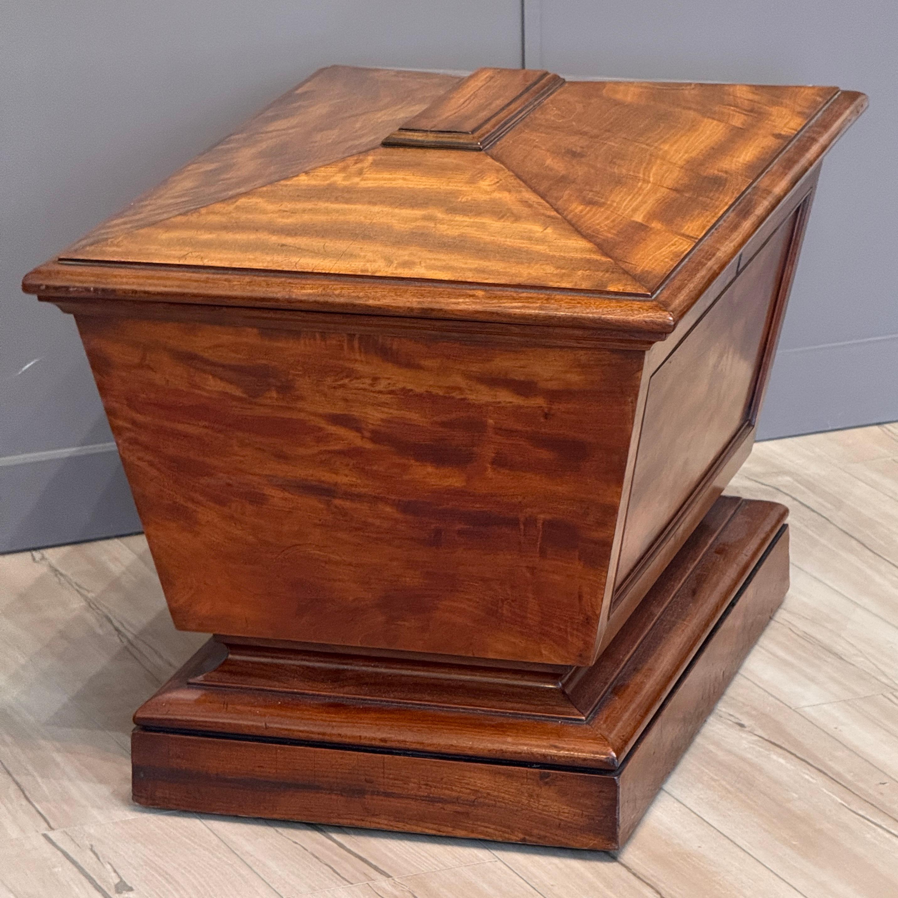 Circa 1830 English Regency Sarcophagus-Form Cellarette For Sale 6