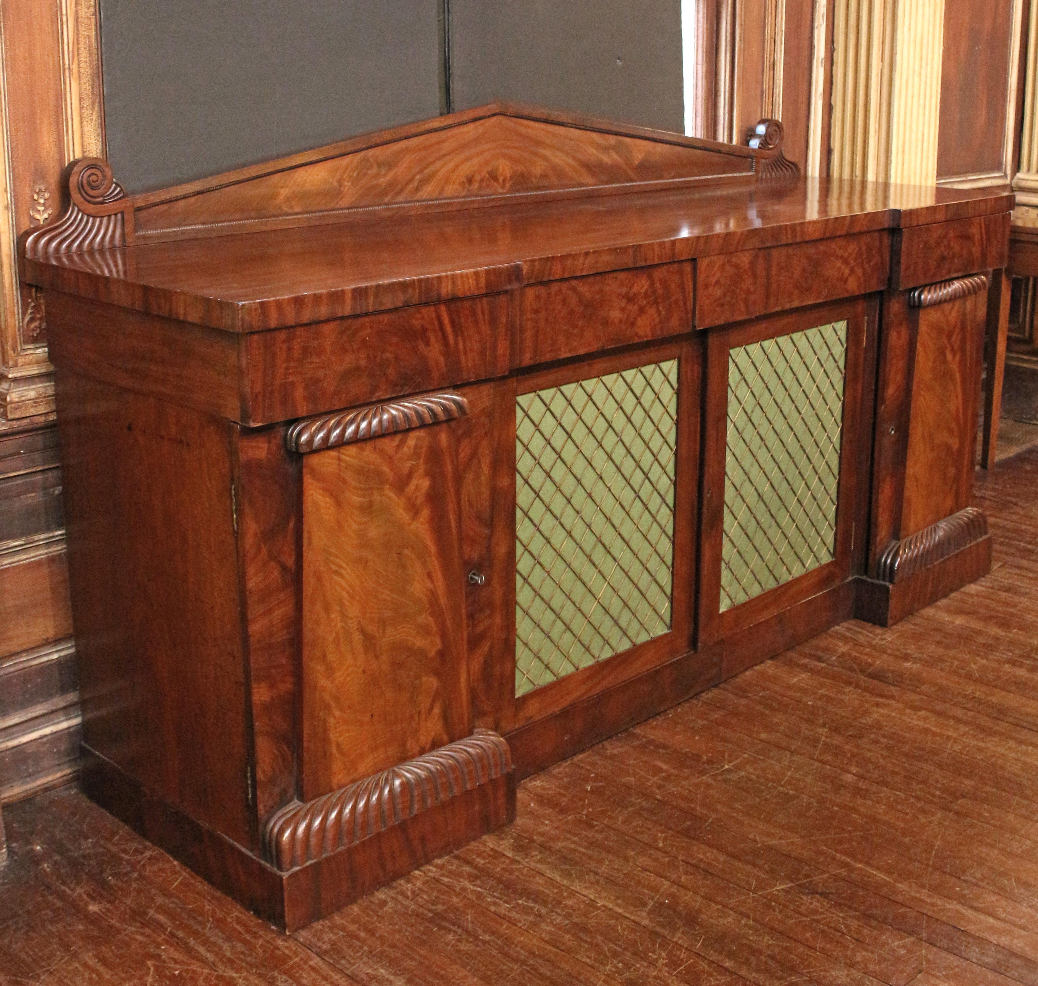 Circa 1830 William IV English Sideboard Serving Cabinet In Good Condition For Sale In Chapel Hill, NC