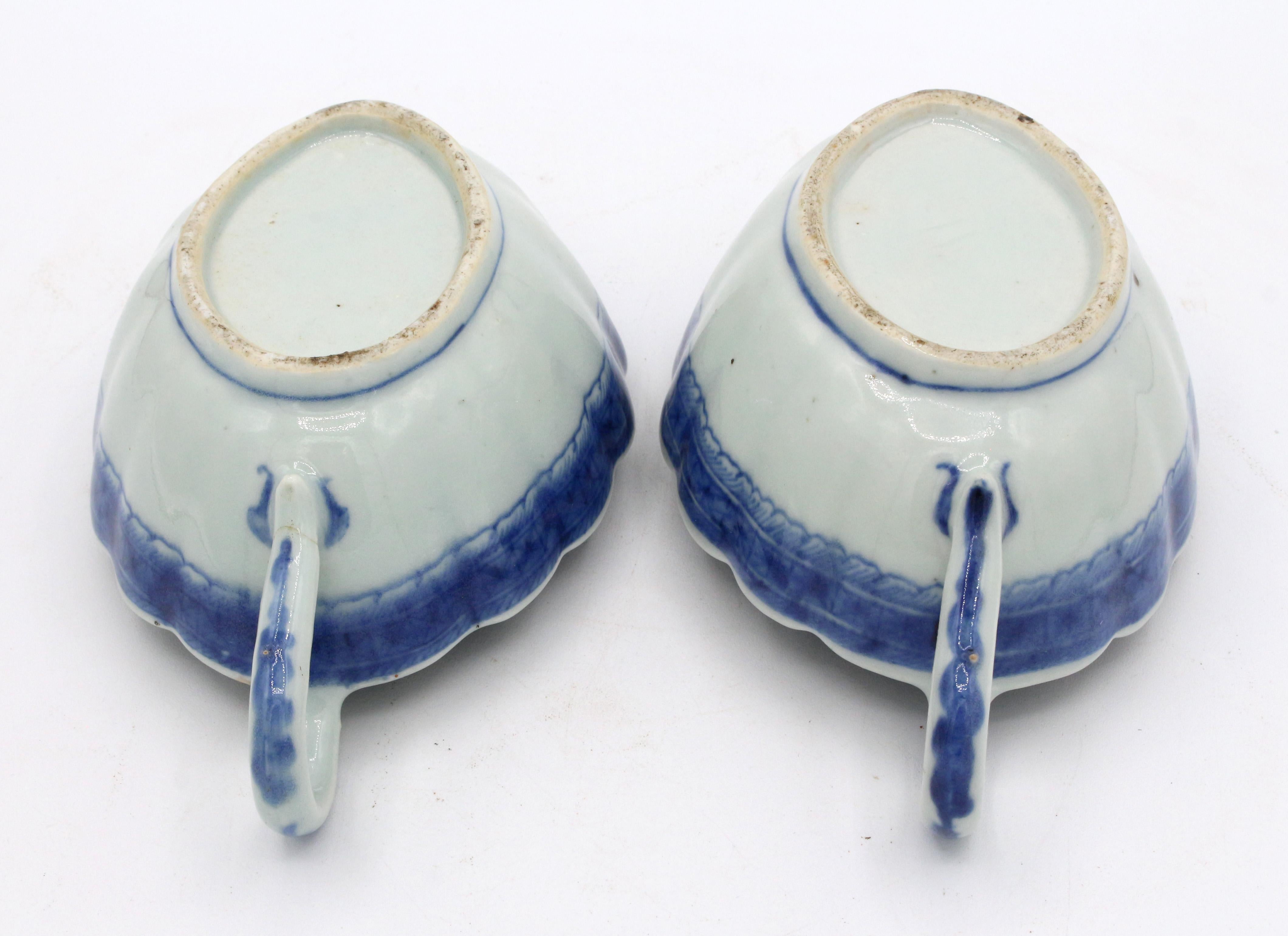 19th Century Circa 1830s Pair of Chinese Blue Canton Sauce Boats For Sale