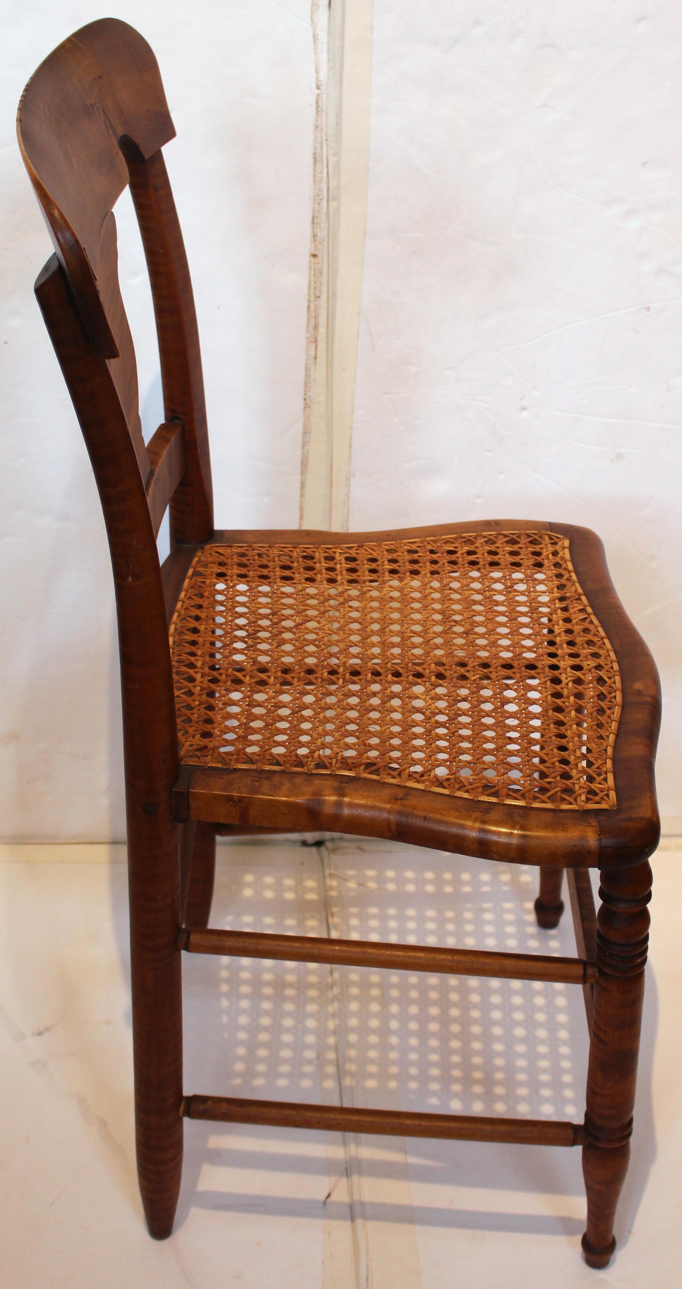 American Classical Circa 1835 Set of 6 American Late Classical Period Tiger Maple Side Chairs For Sale