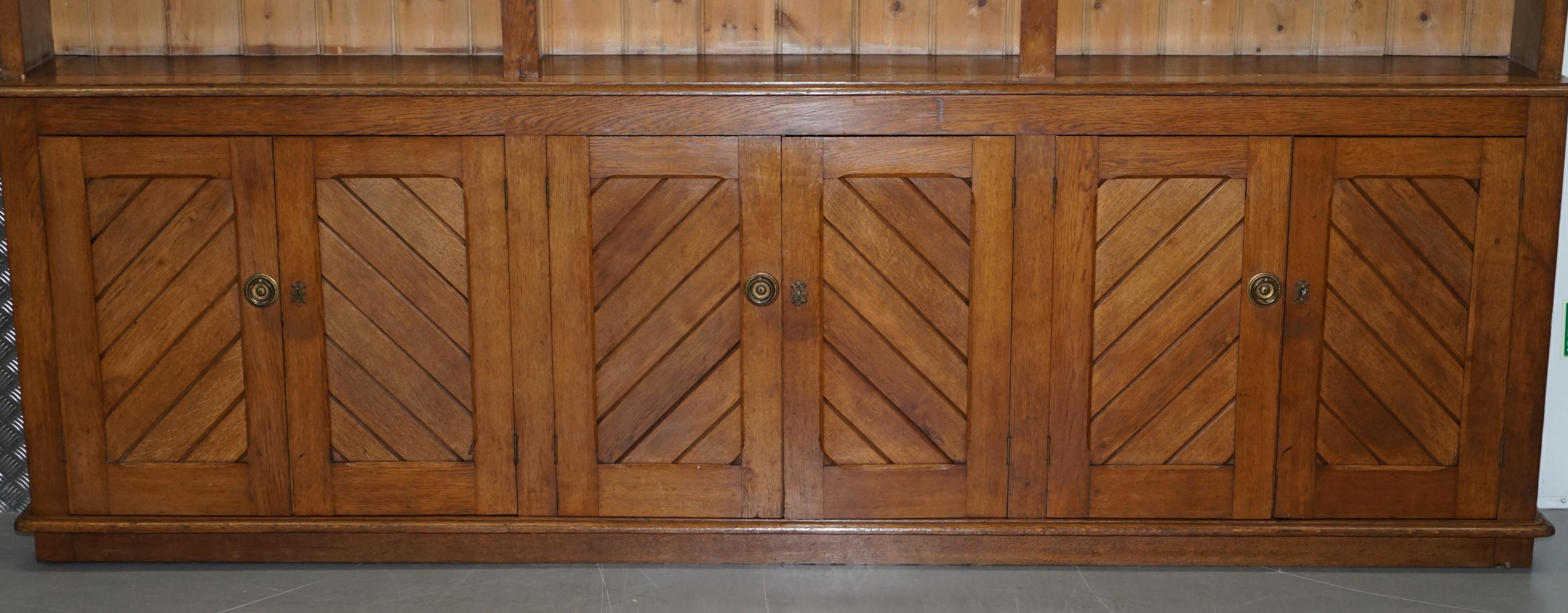 Solid English Oak Library Bookcase Gothic Pugin Style, circa 1840 1