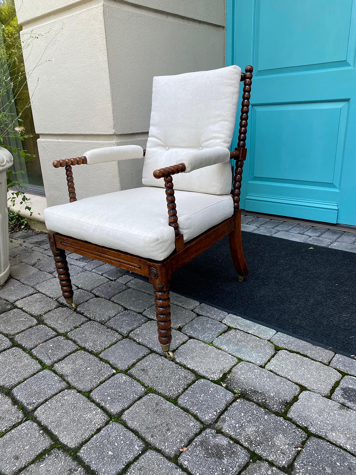 Circa 1850 American Bobbin Chair In Good Condition In Atlanta, GA