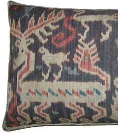 Coussin en tapisserie ancienne Ikat Circa 1850