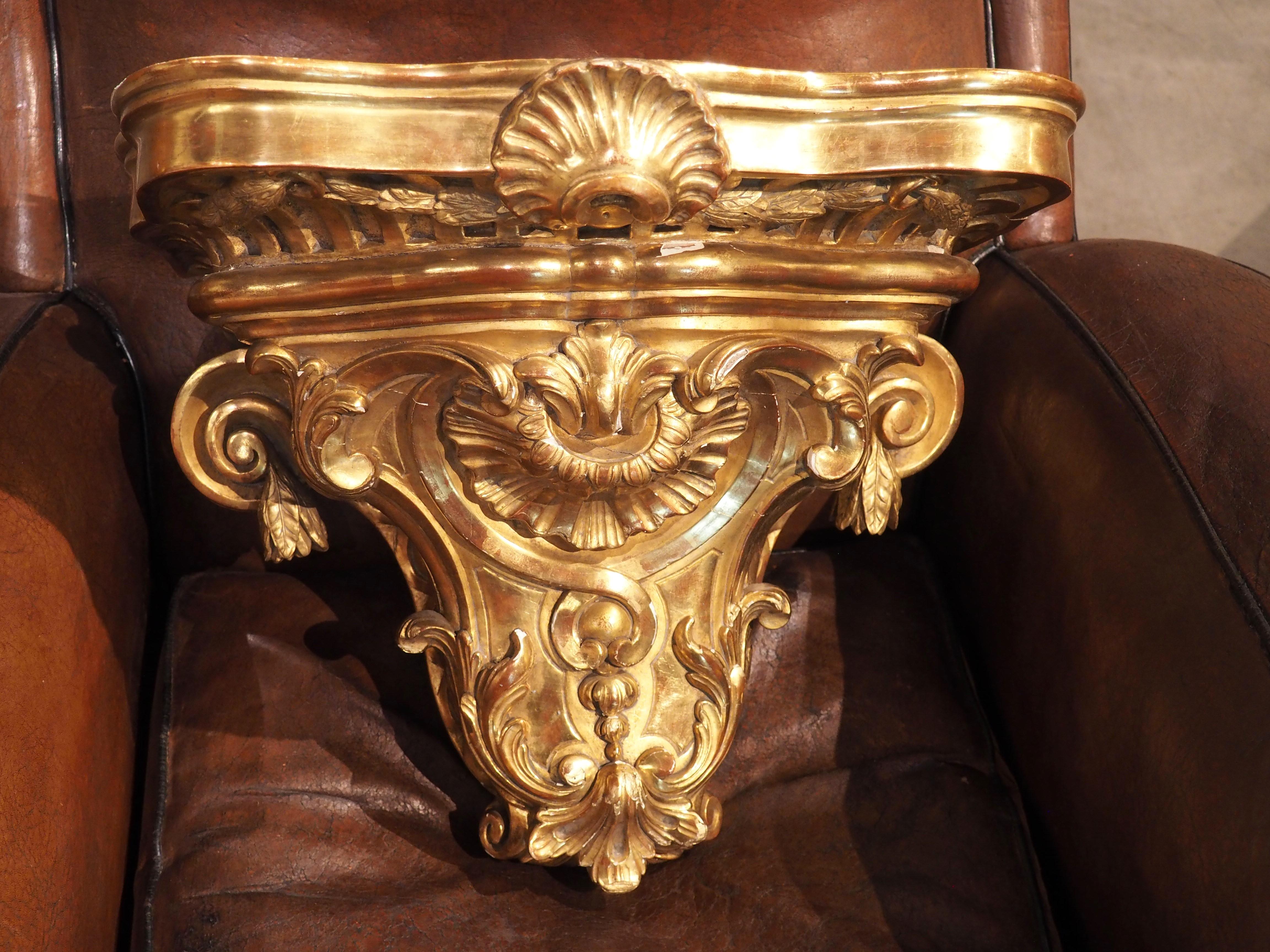 Circa 1850 Hand Carved Giltwood Wall Bracket from France In Good Condition For Sale In Dallas, TX