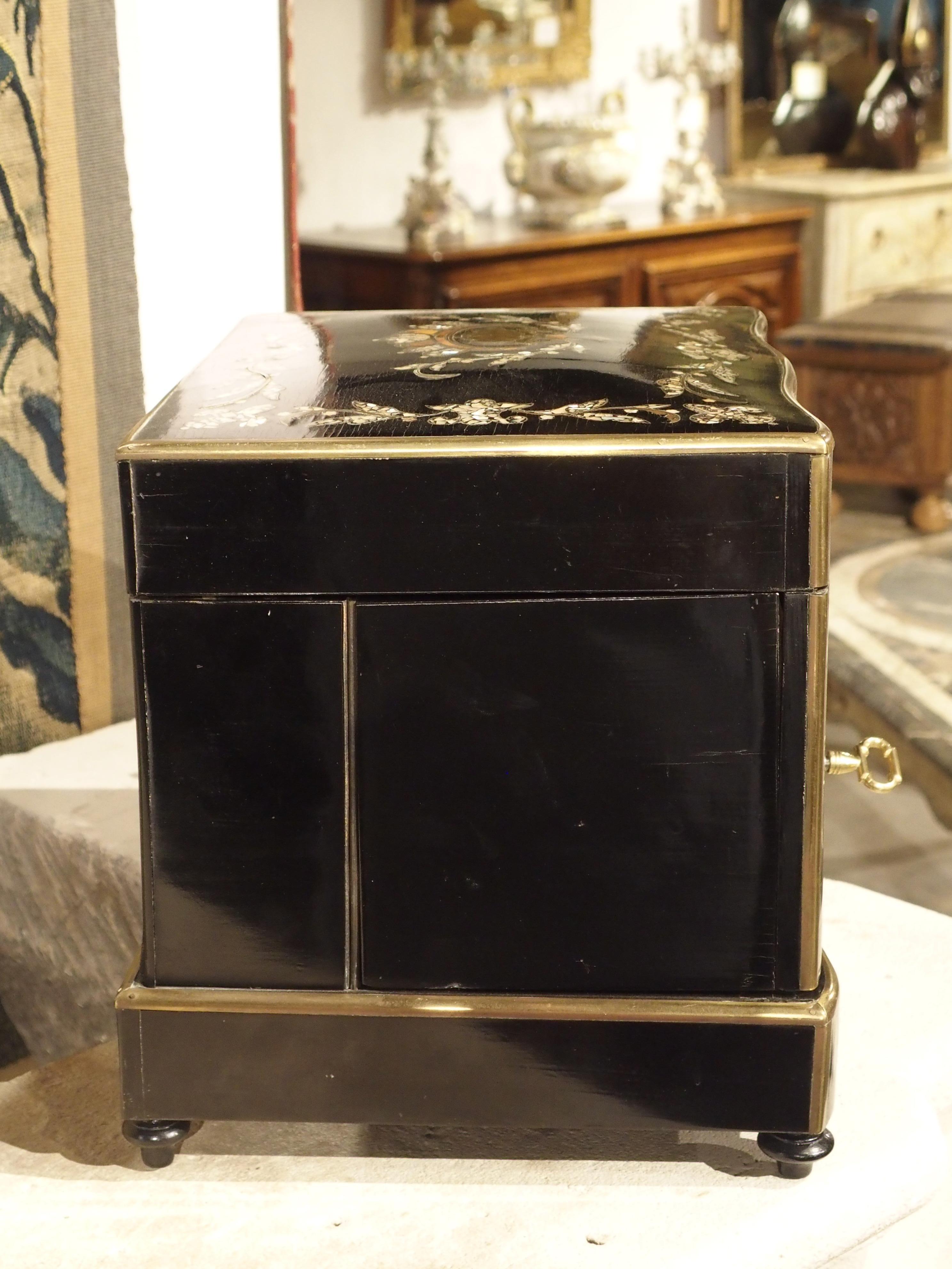 French circa 1850 Napoleon III Cave à Liqueur with Mother of Pearl, Rosewood, and Brass