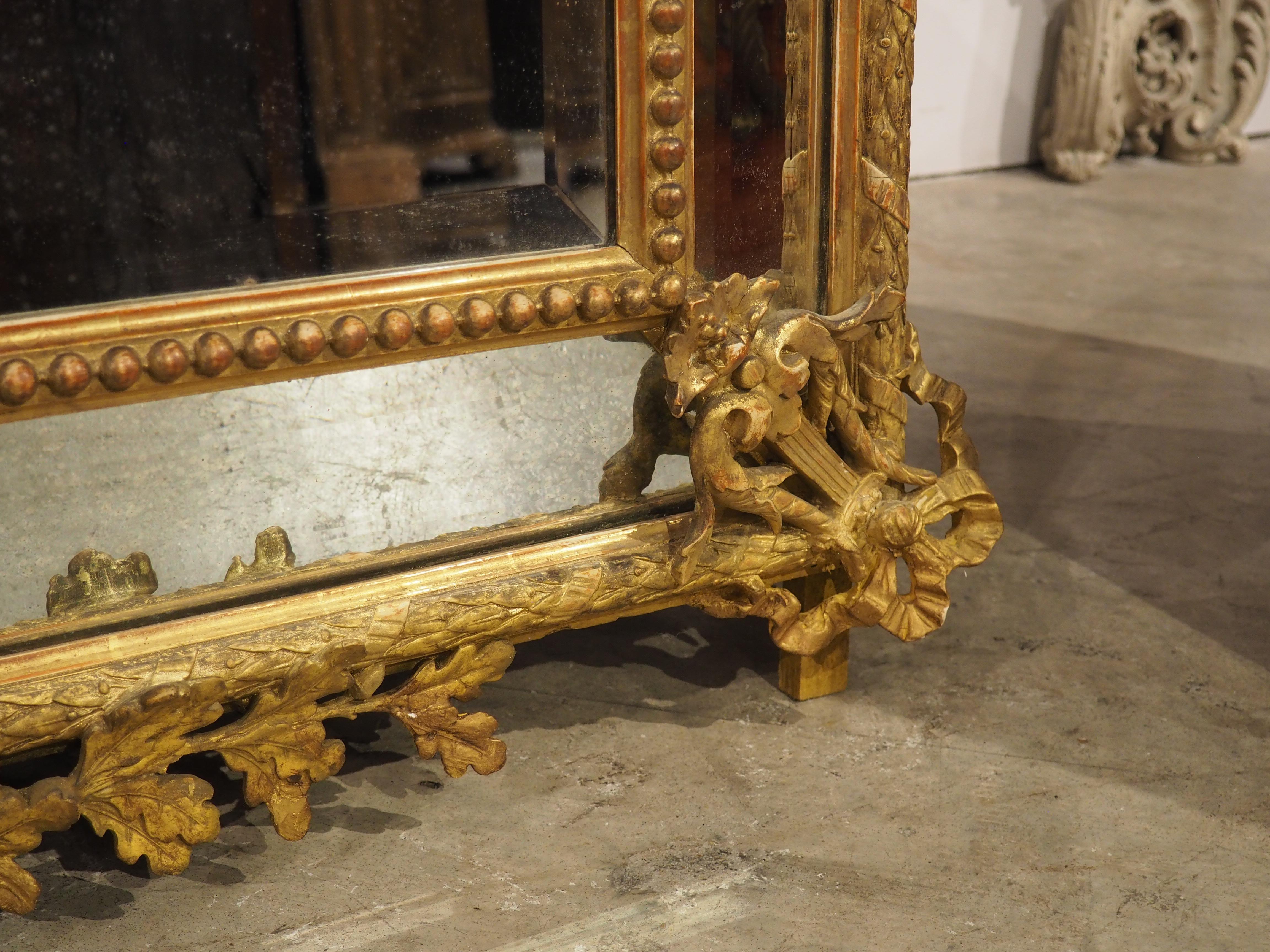 Specchio a cuscino in legno dorato di Napoleone III, Francia, 1850 ca. in vendita 7