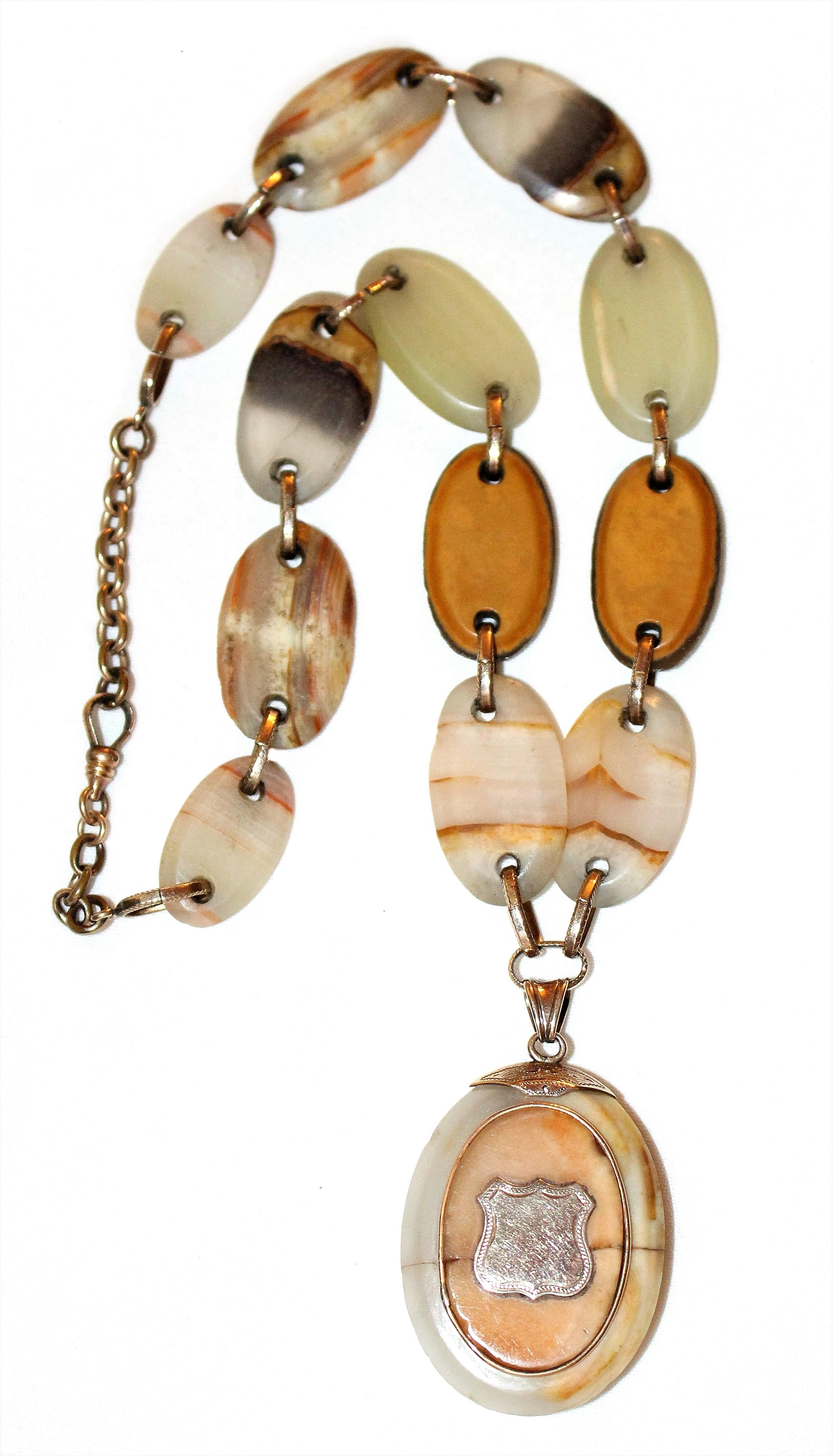 Circa 1850s Victorian Agate Necklace With Locket In Good Condition In Long Beach, CA