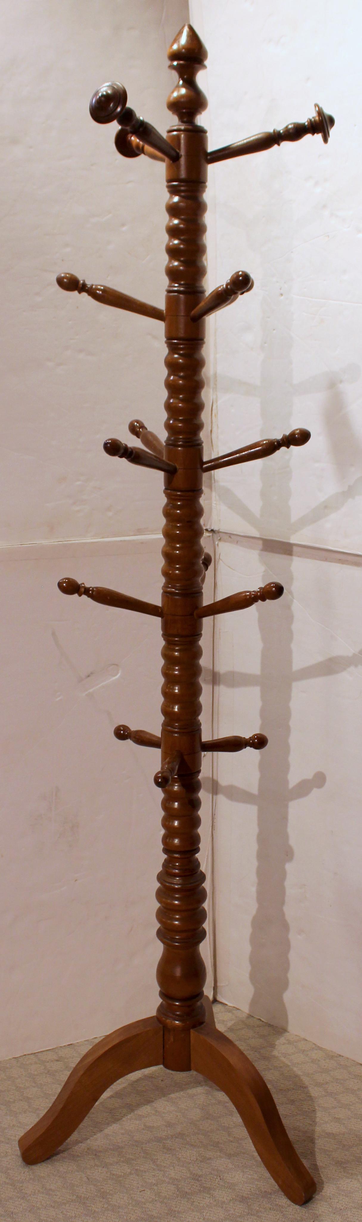 Perchero de salón francés de estilo rústico, circa 1860-80 De campo en venta