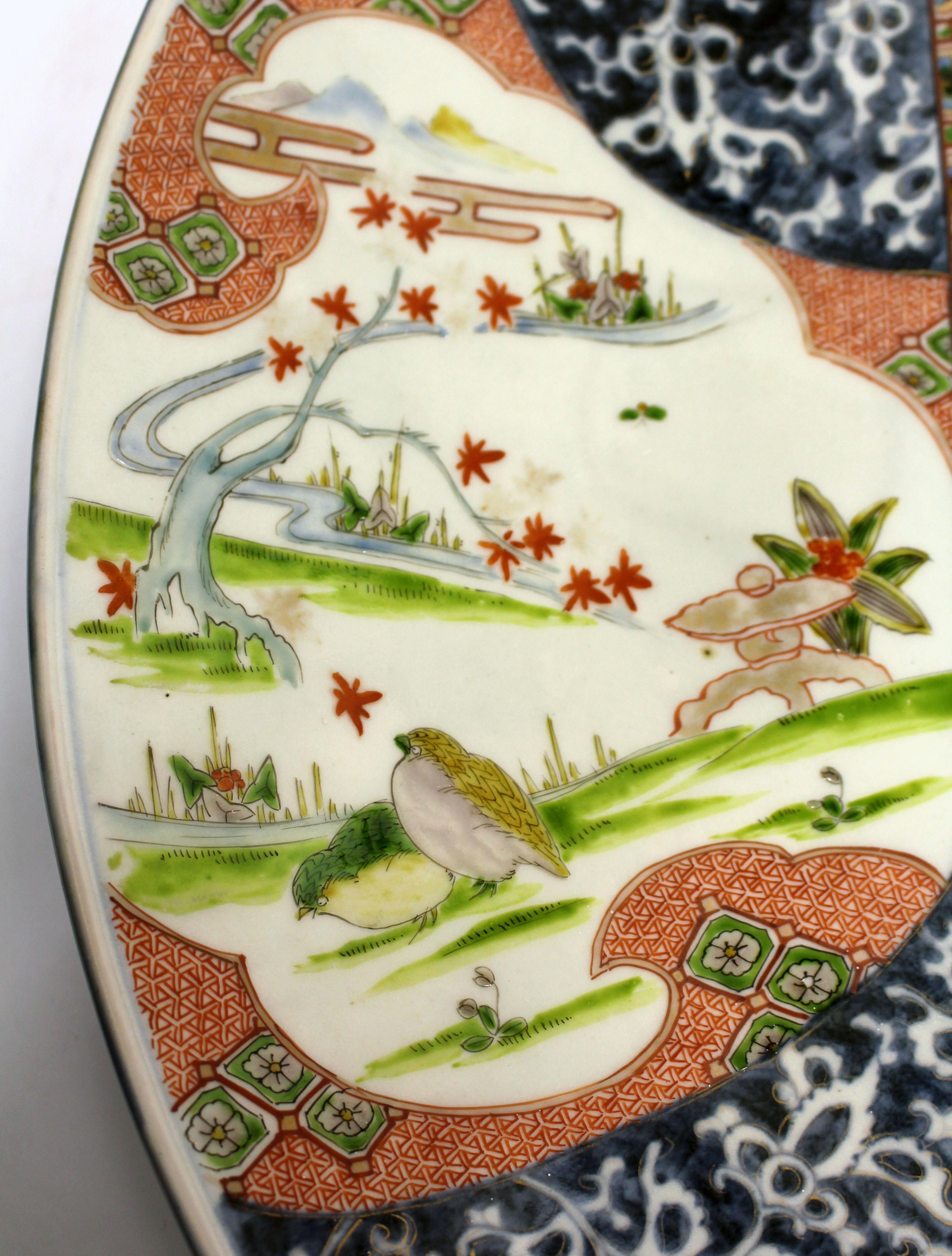Circa 1860-80 Japanese Imari Grand Scale Charger In Good Condition For Sale In Chapel Hill, NC