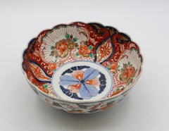 Circa 1860-80 Japanese Imari Scalloped Edge Bowl
