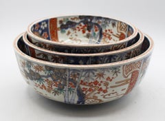 Circa 1860-80 Japanese Meiji Period Nest of 3 Imari Bowls