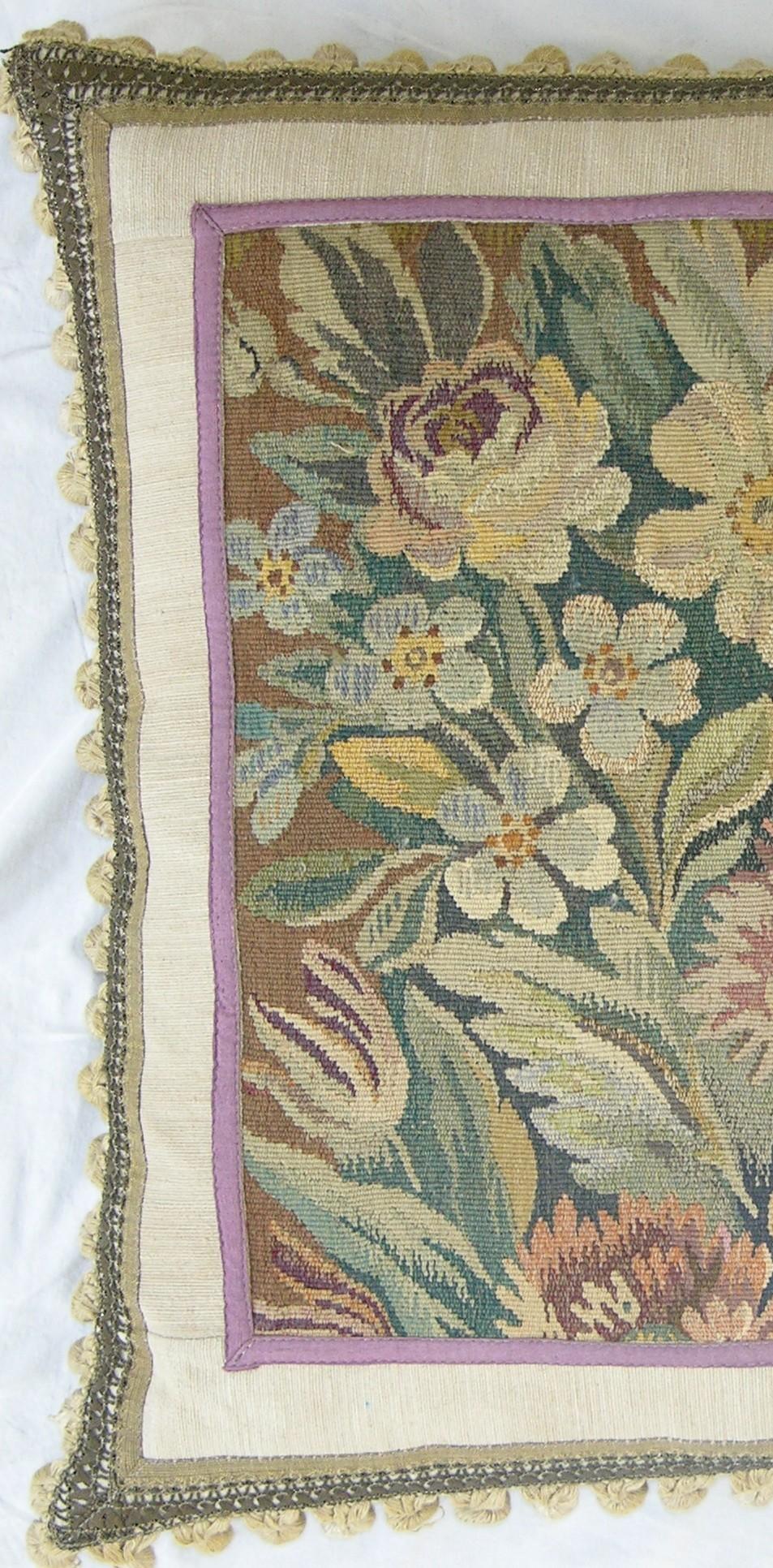 Ca. 1860 Ancienne tapisserie française d'Aubusson Coussin