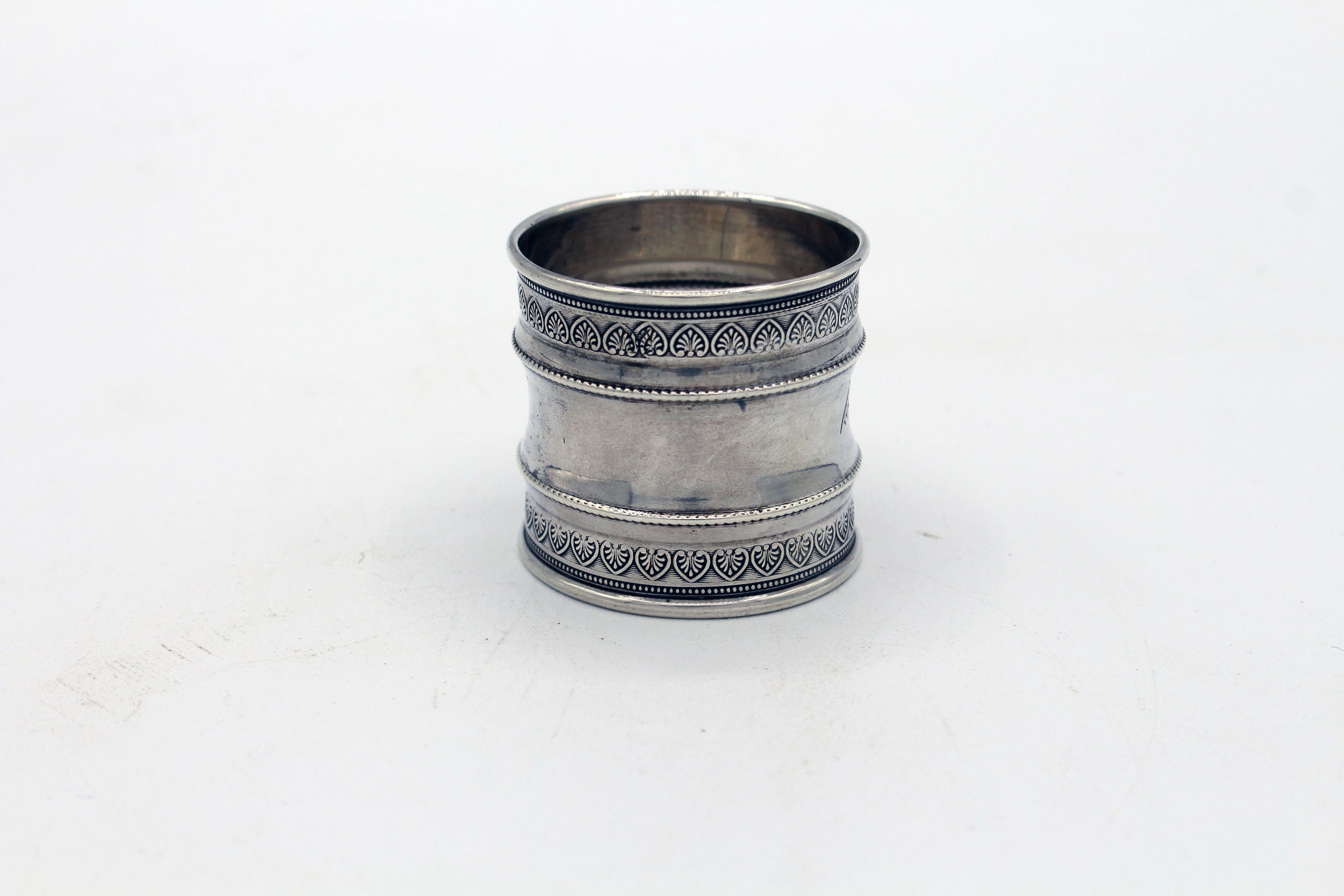 Circa 1860 Coin Silver Napkin Ring In Good Condition For Sale In Chapel Hill, NC
