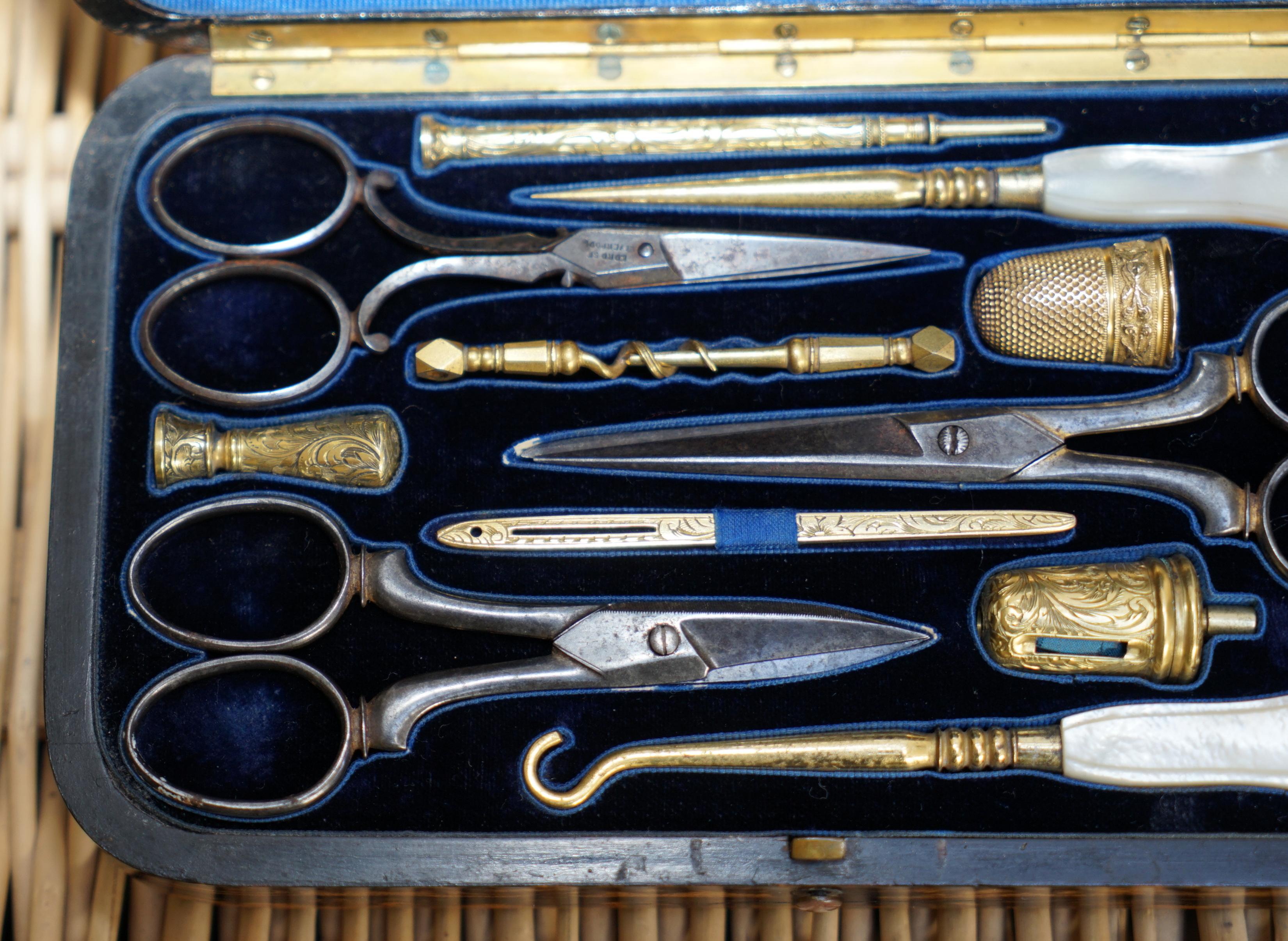Coromandel Wood Gold Gilt Etui Sewing Kit Asprey Pencil Shell Cameos, circa 1860 7