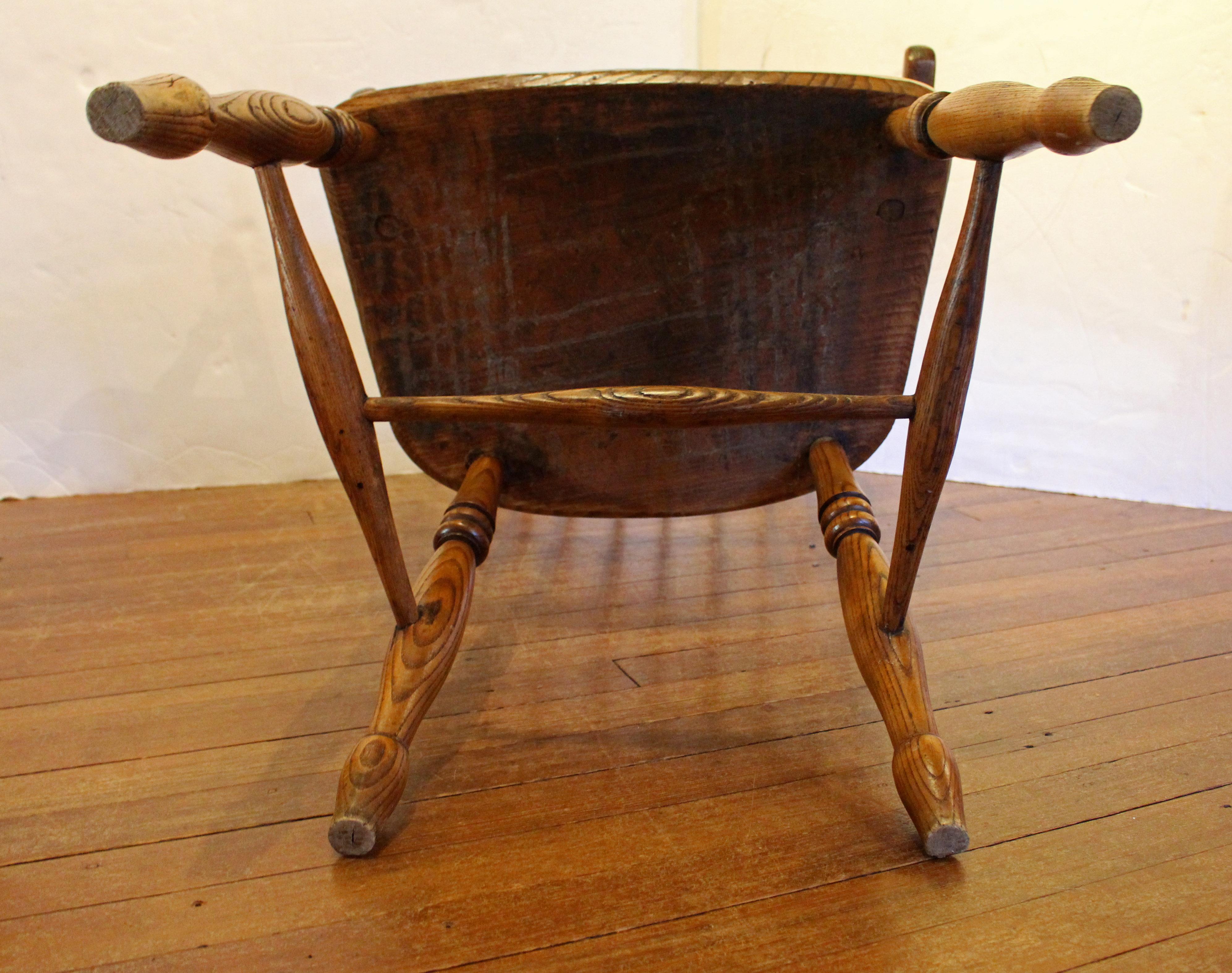 Metà XIX secolo Sedia a bracci Windsor inglese del 1860 circa in vendita
