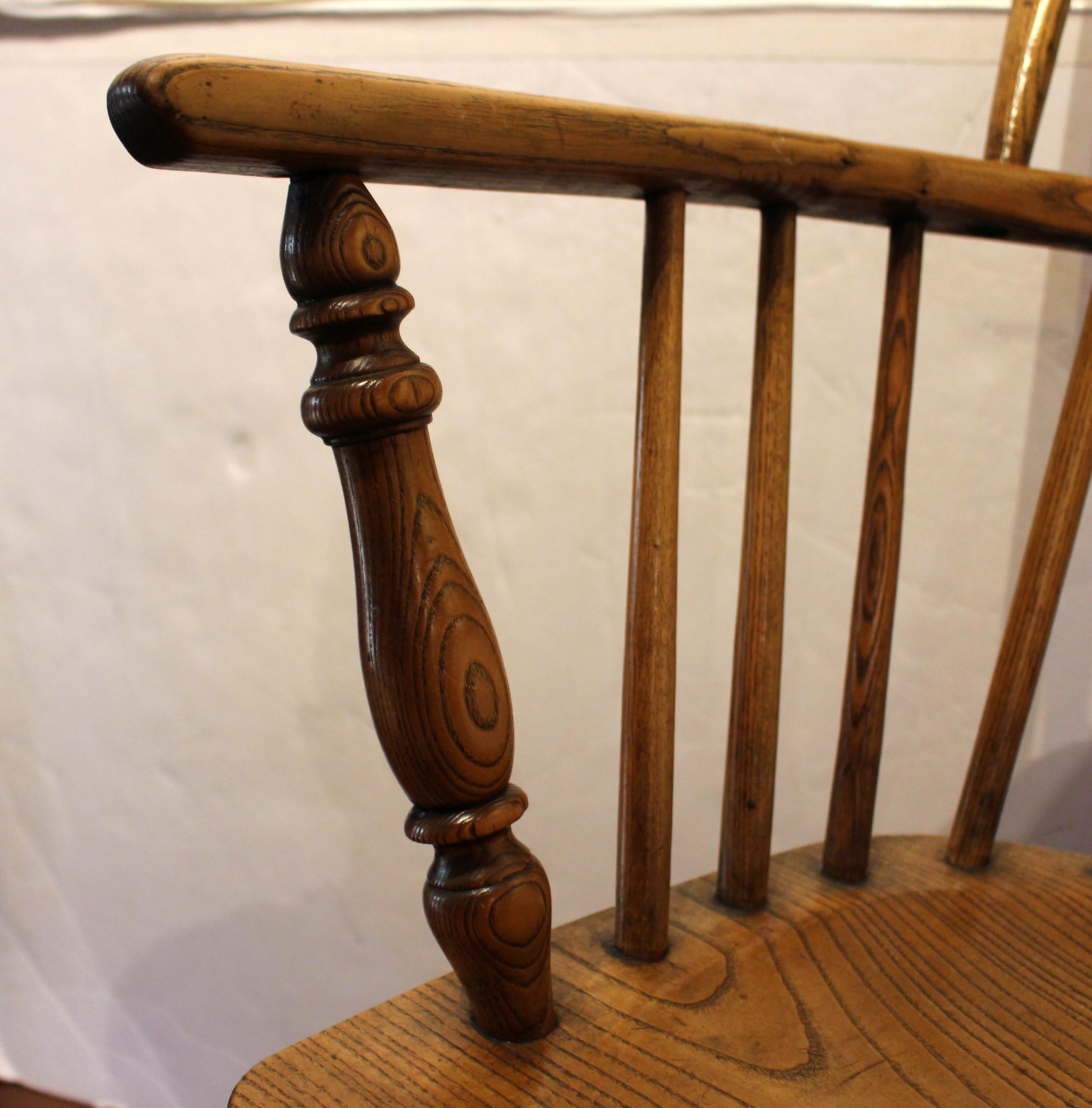 Legno Sedia a bracci Windsor inglese del 1860 circa in vendita