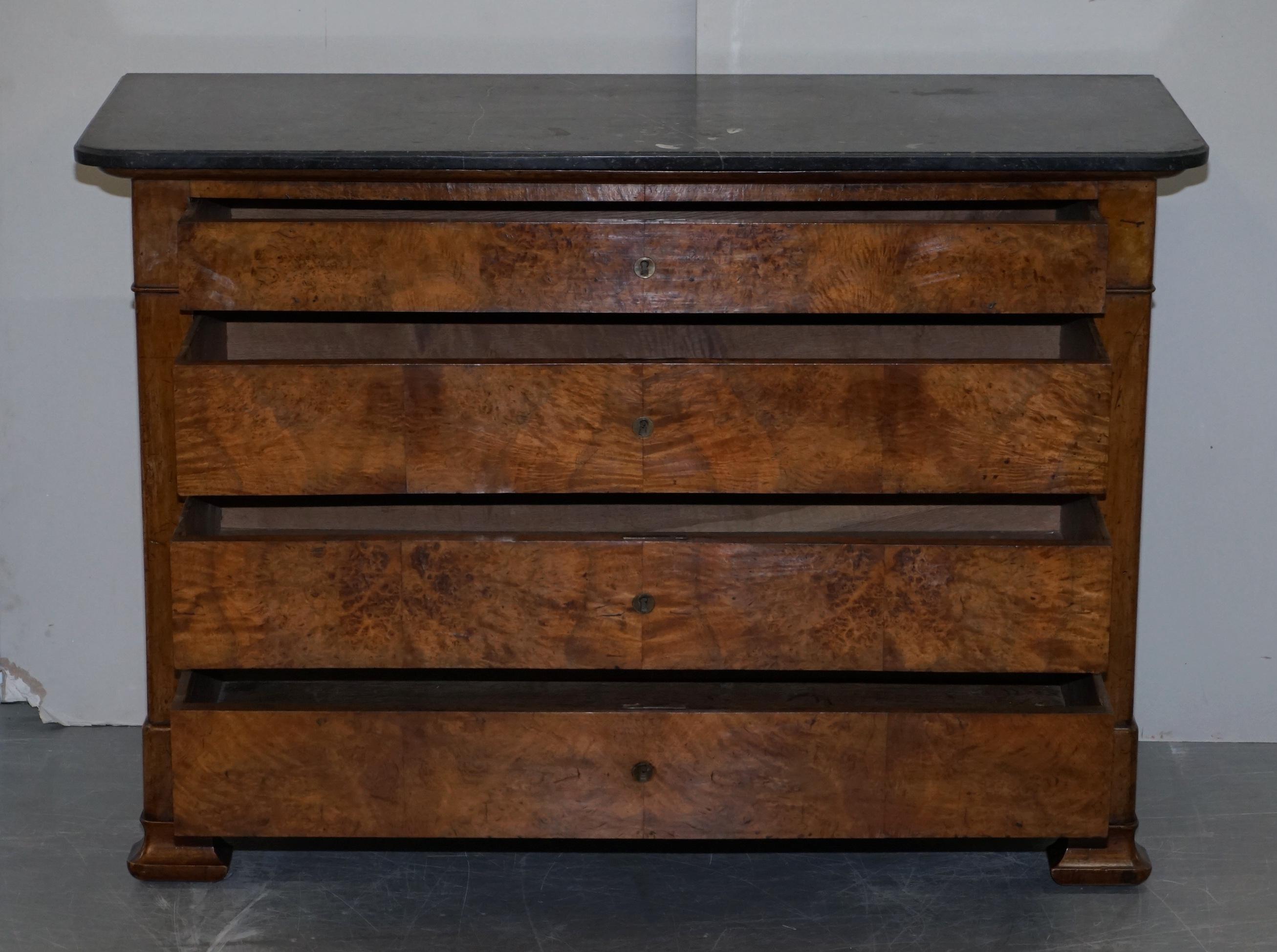 Louis Philippe Burr Walnut & Fossil Marble Commode Chest of Drawers, circa 1860 12