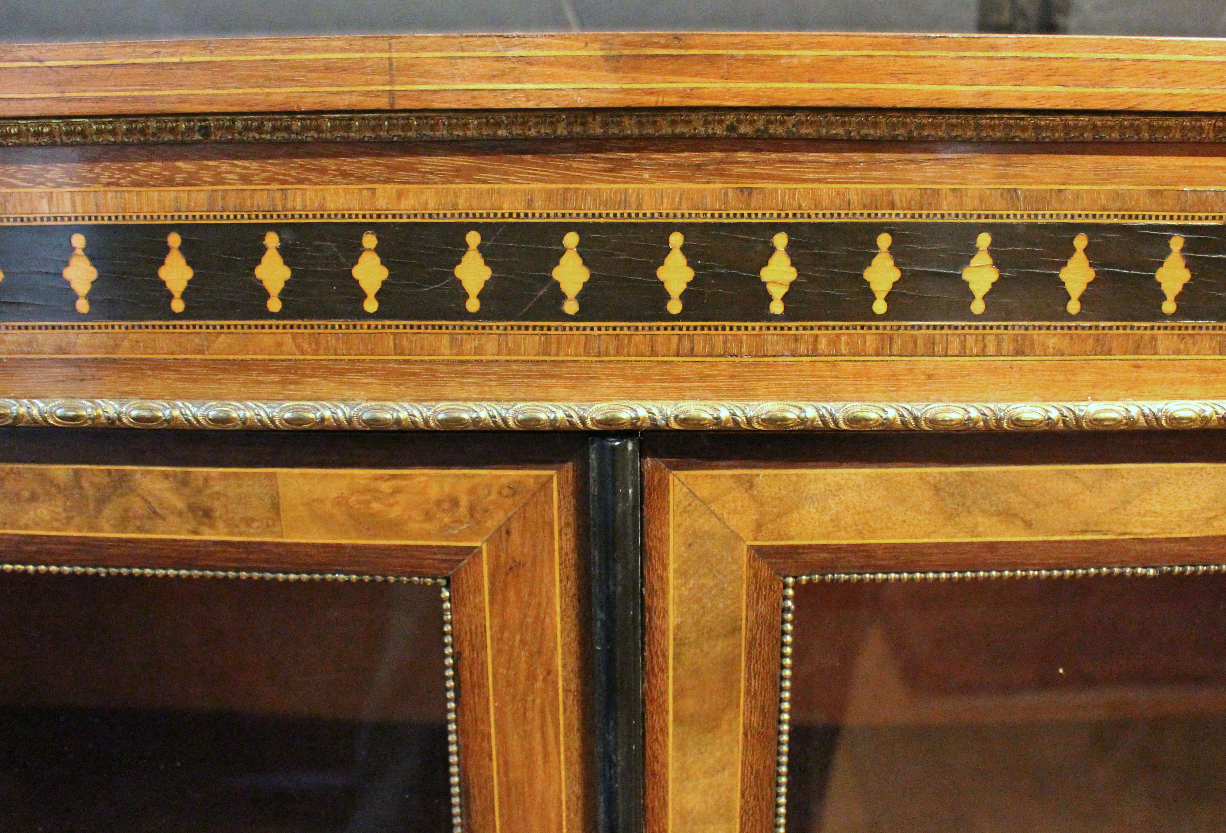 Gabinete librería francés Napoleón III Circa 1860 en Bueno estado para la venta en Chapel Hill, NC