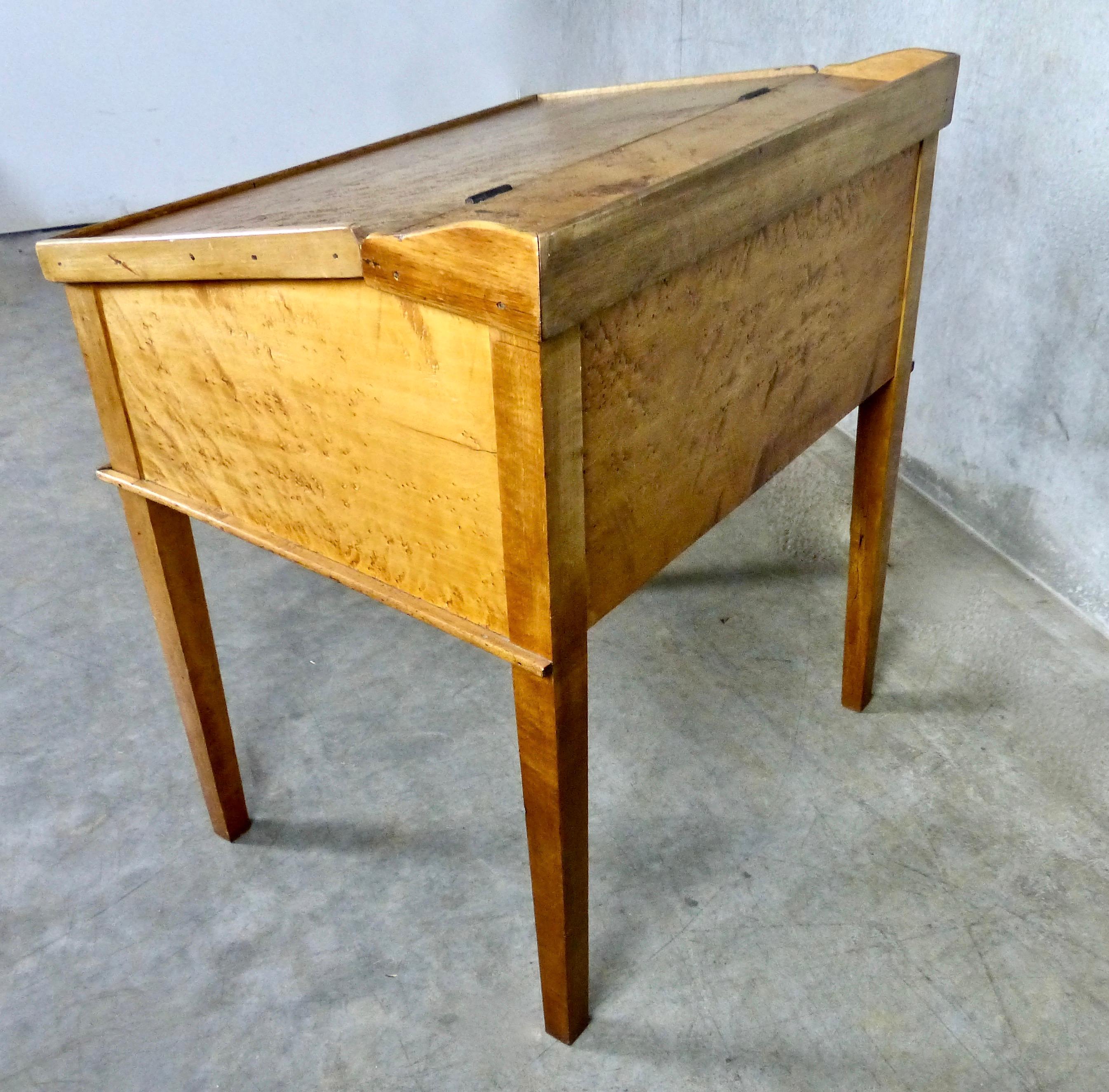 Tiger’s Eye Maple Desk/Lectern/Hostess Stand, circa 1860 In Good Condition In Surrey, BC