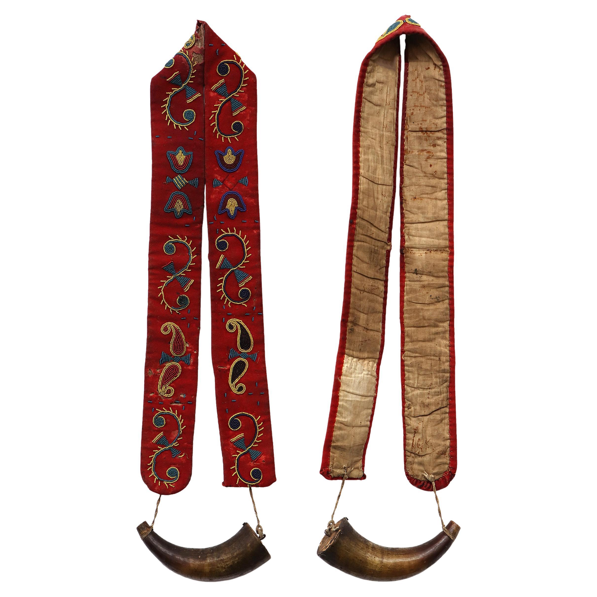 How much powder does a powder horn hold?