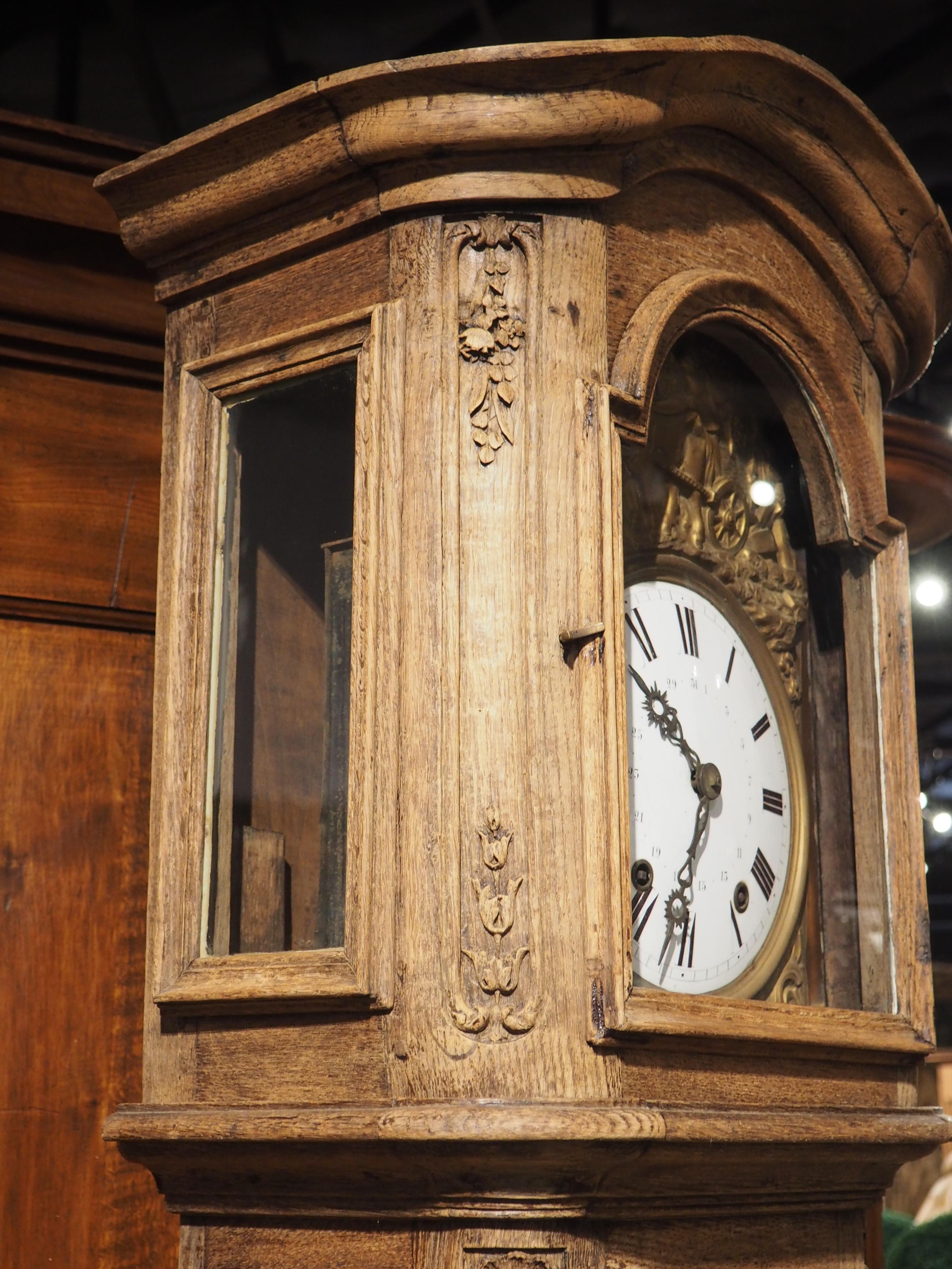 Bois Horloge de parquet en chêne blanchi vers 1870, Liege, Belgique